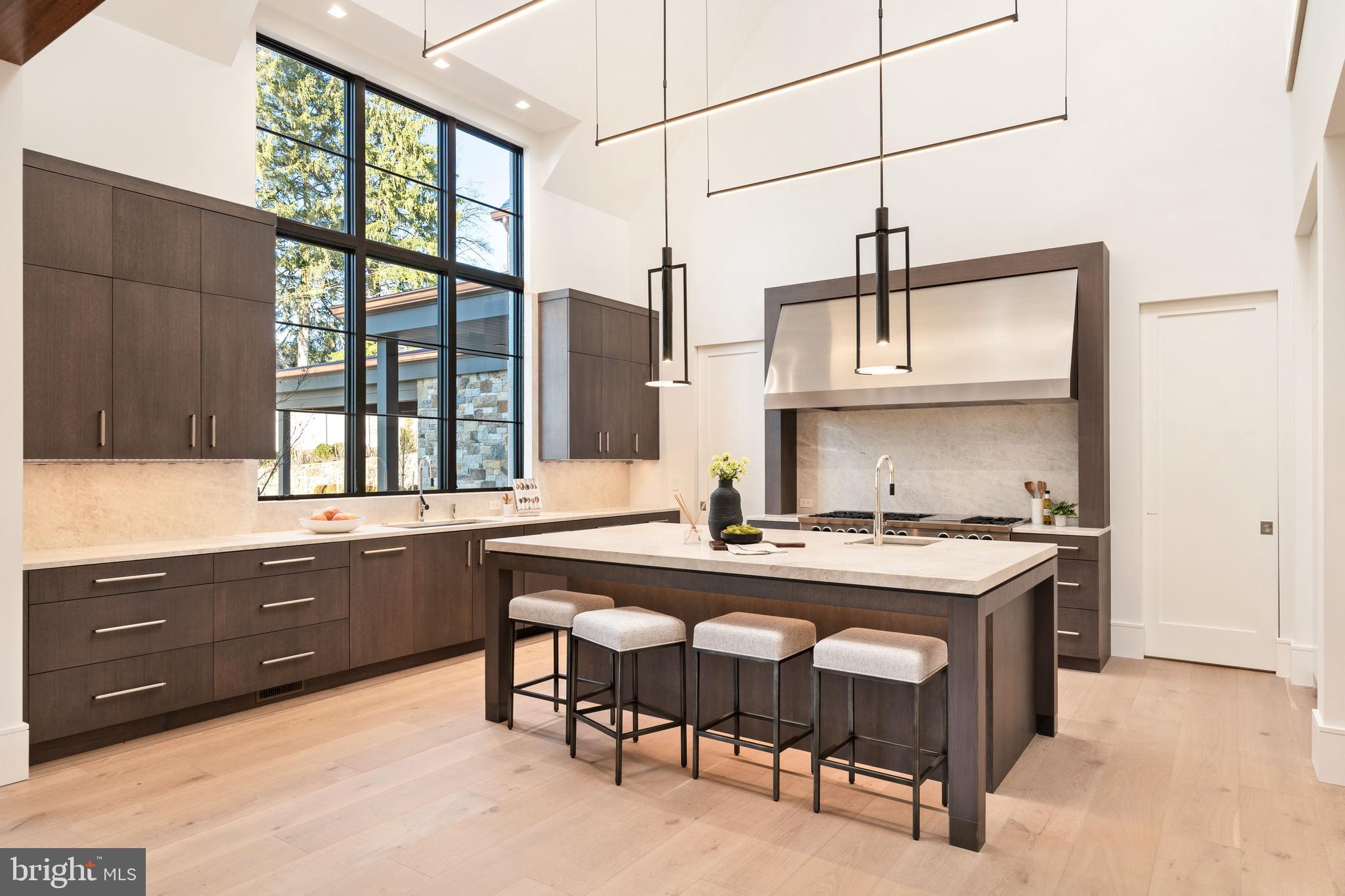 SALONA VILLAGE - Residential