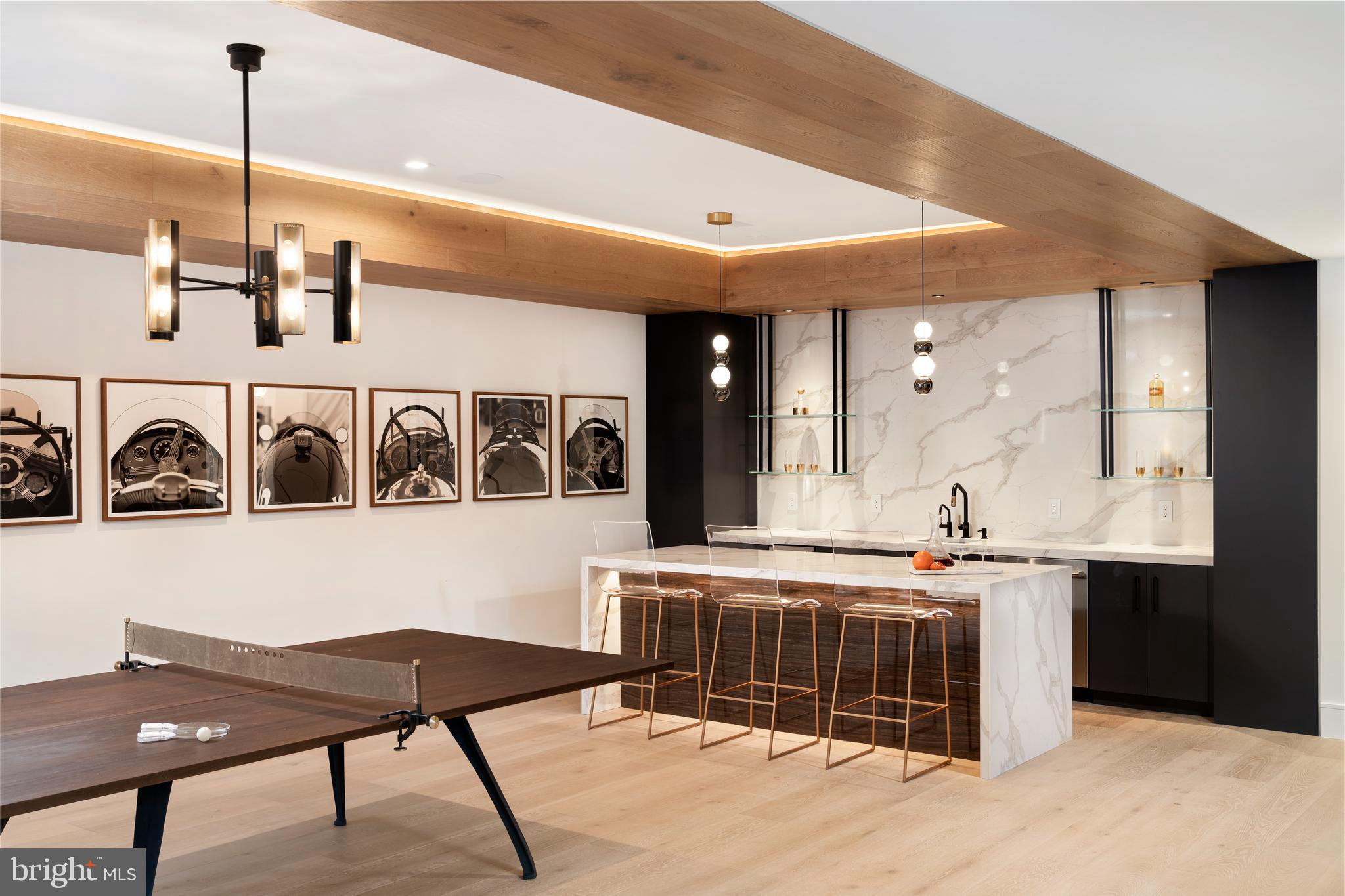 SALONA VILLAGE - Residential