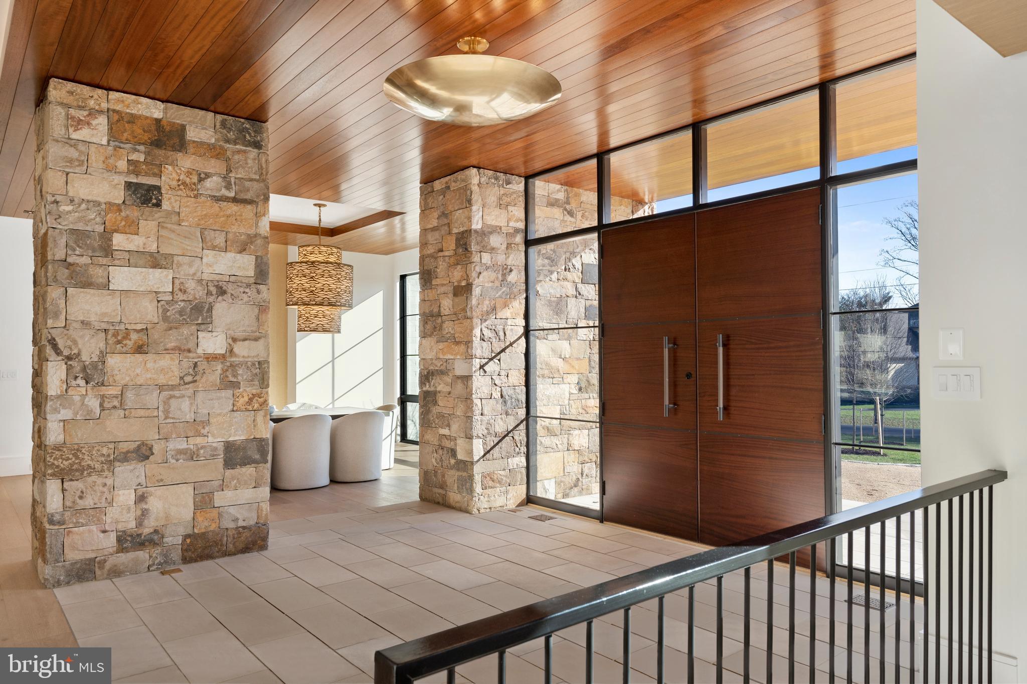 SALONA VILLAGE - Residential