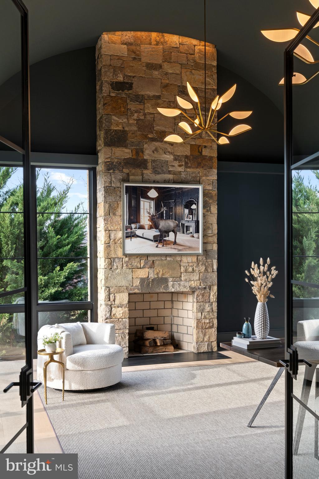 SALONA VILLAGE - Residential