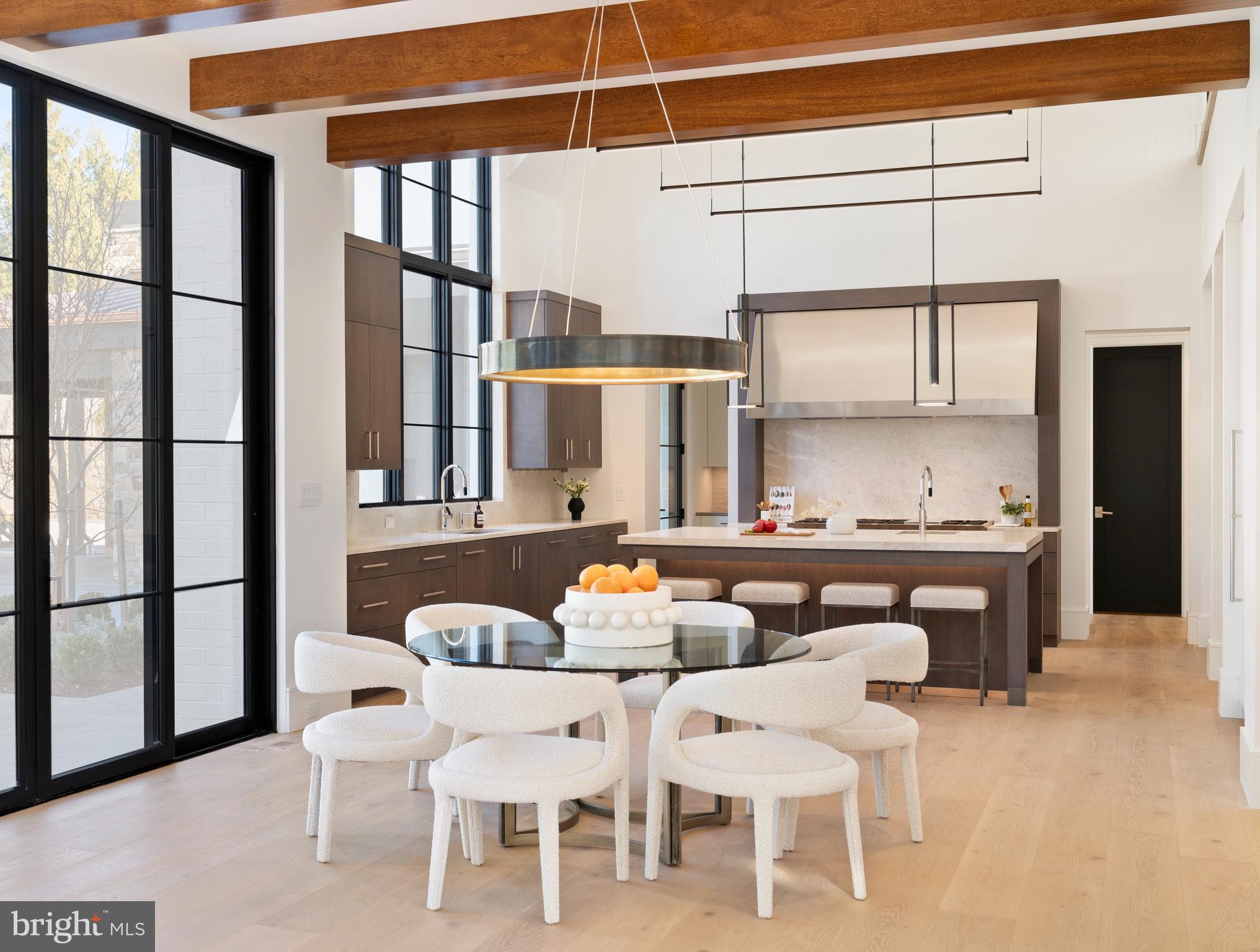 SALONA VILLAGE - Residential