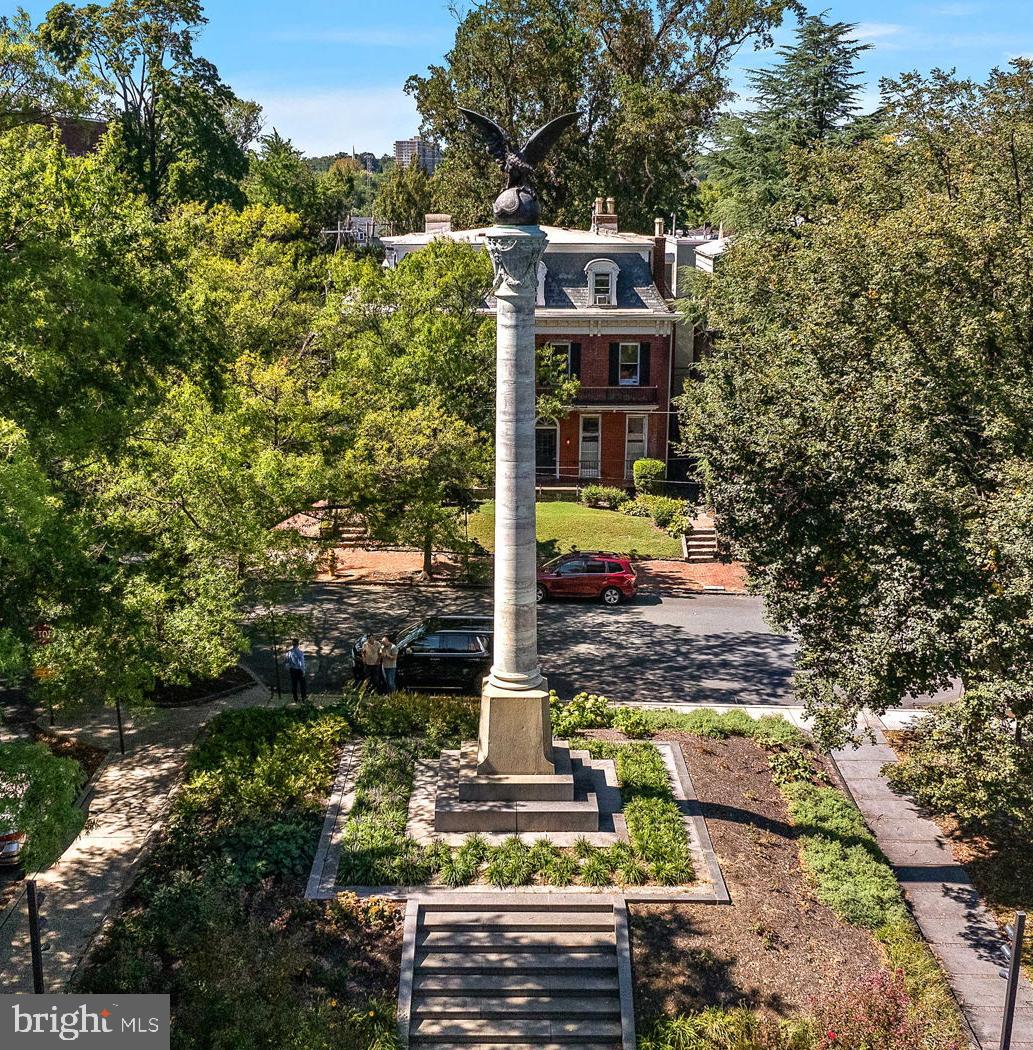 1410 & 1412 DELAWARE AVENUE