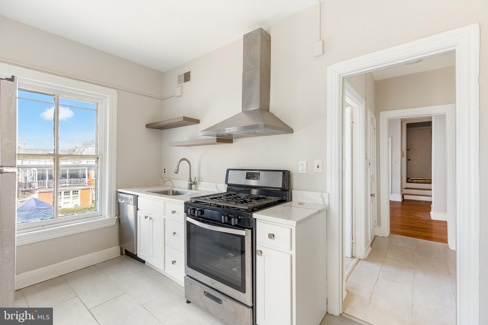 TROLLEY SQUARE - Commercial Sale