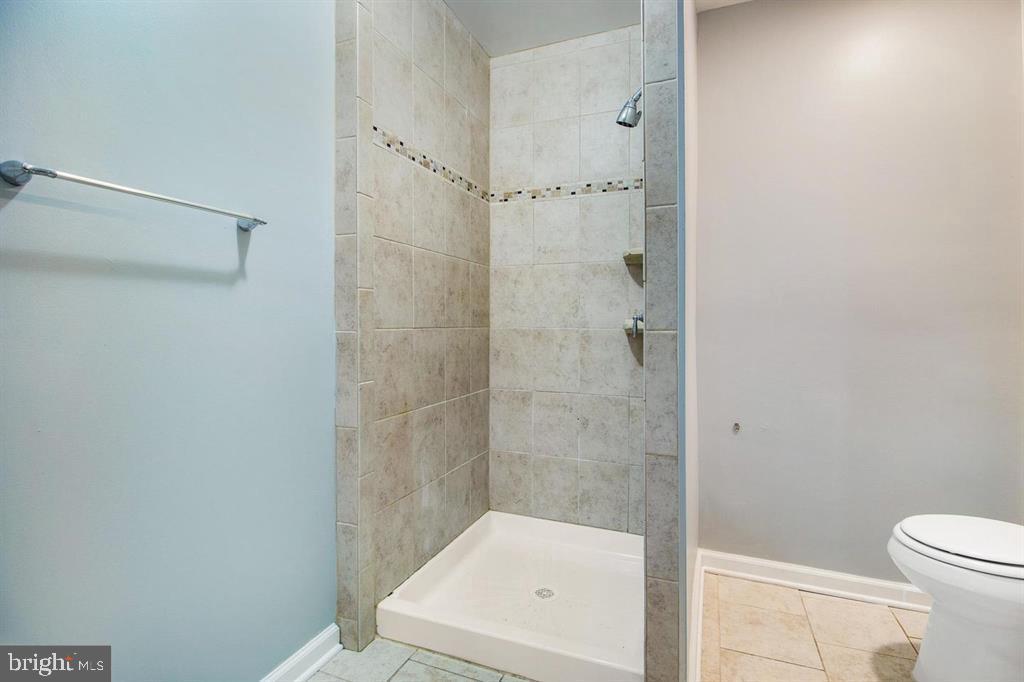 TROLLEY SQUARE - Commercial Sale