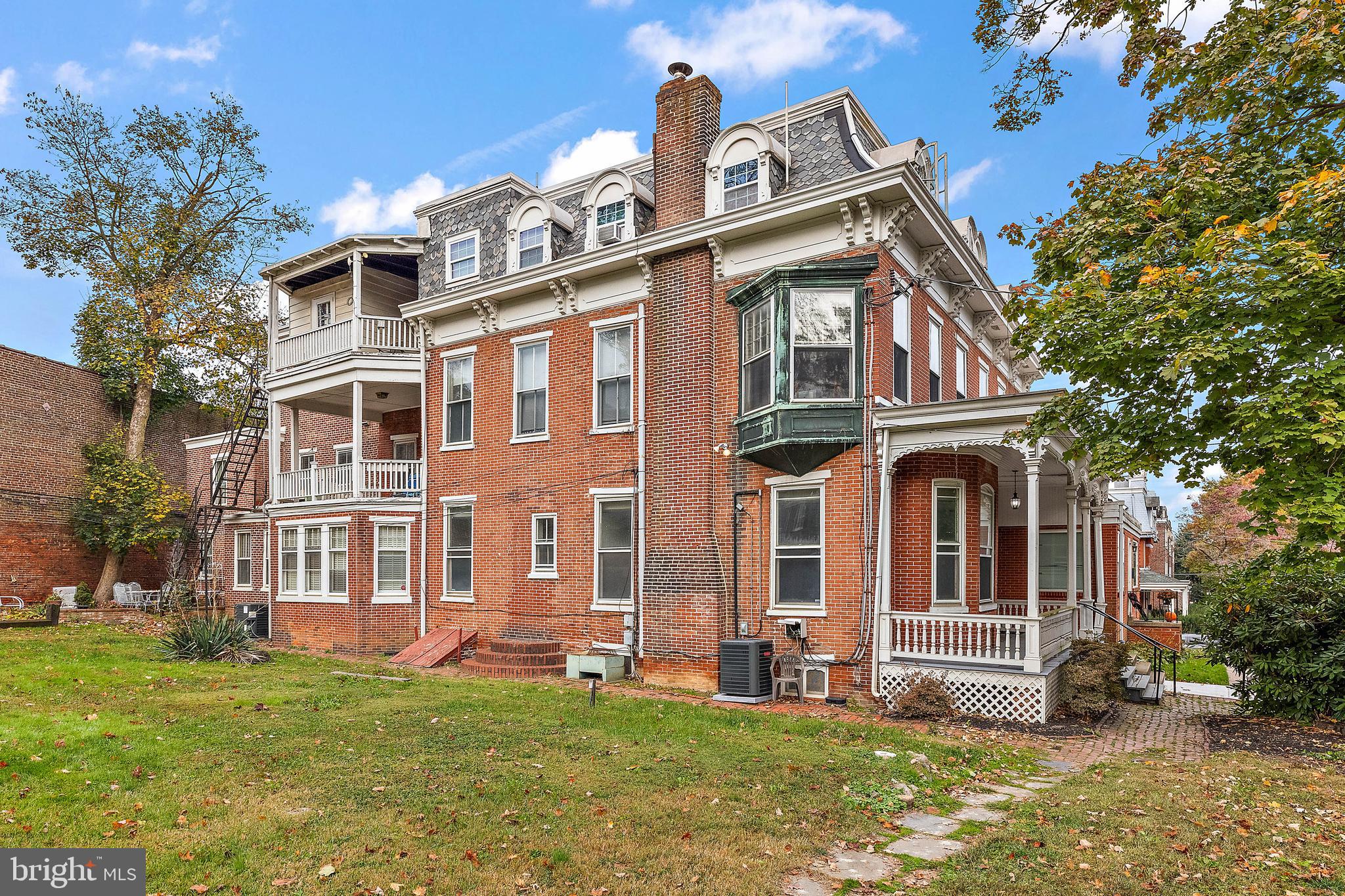 TROLLEY SQUARE - Commercial Sale