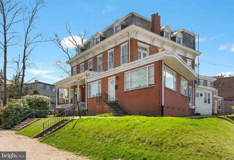 Photo of 1410 Delaware Avenue, WILMINGTON, DE 19806 (MLS # DENC2093000)