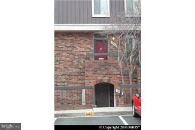 SOUTHAMPTON - Residential Lease