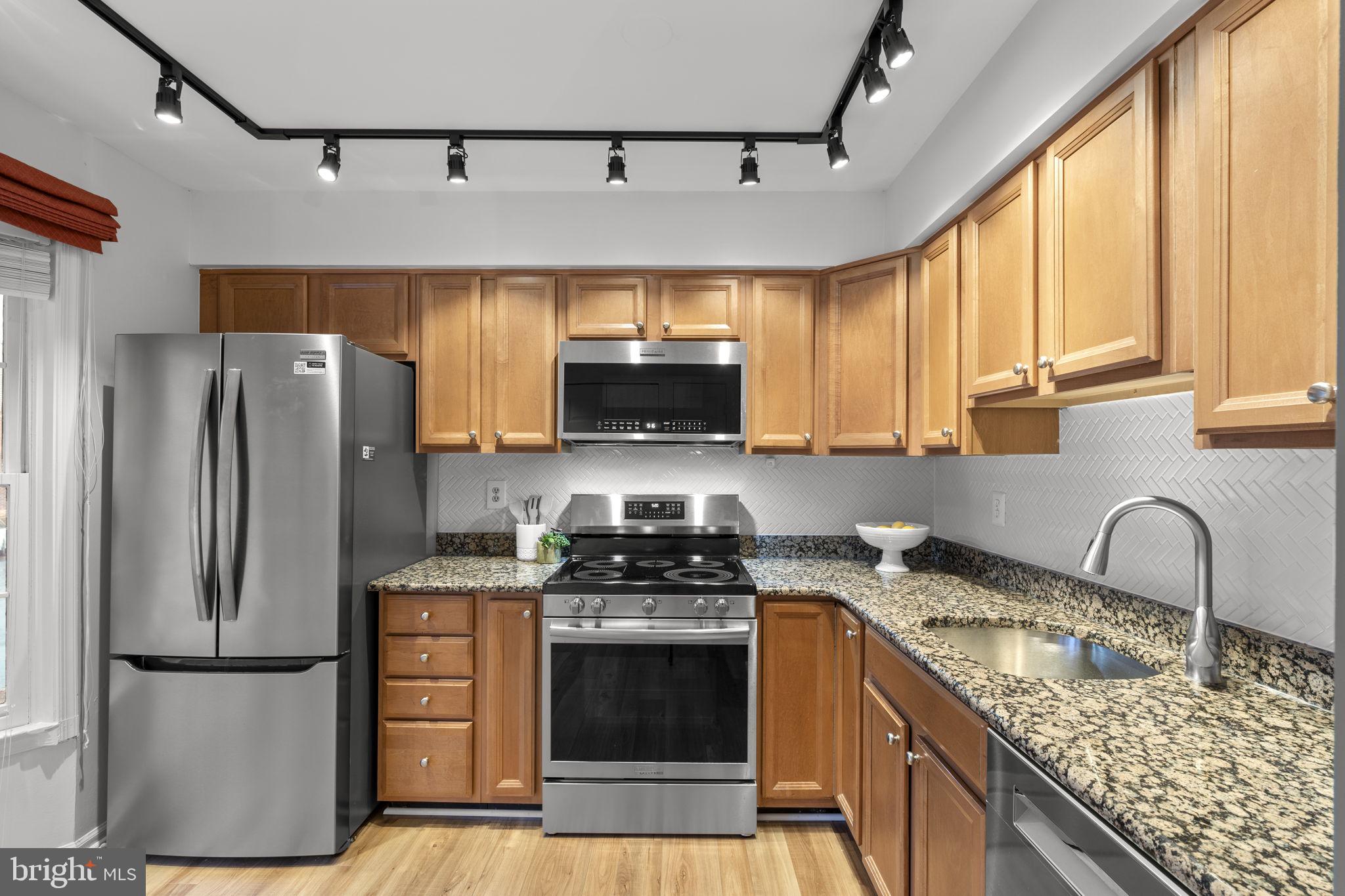 2285 IDYLWOOD STATION LANE