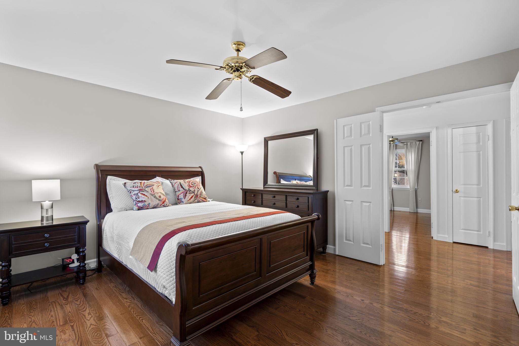 IDYLWOOD STATION - Residential