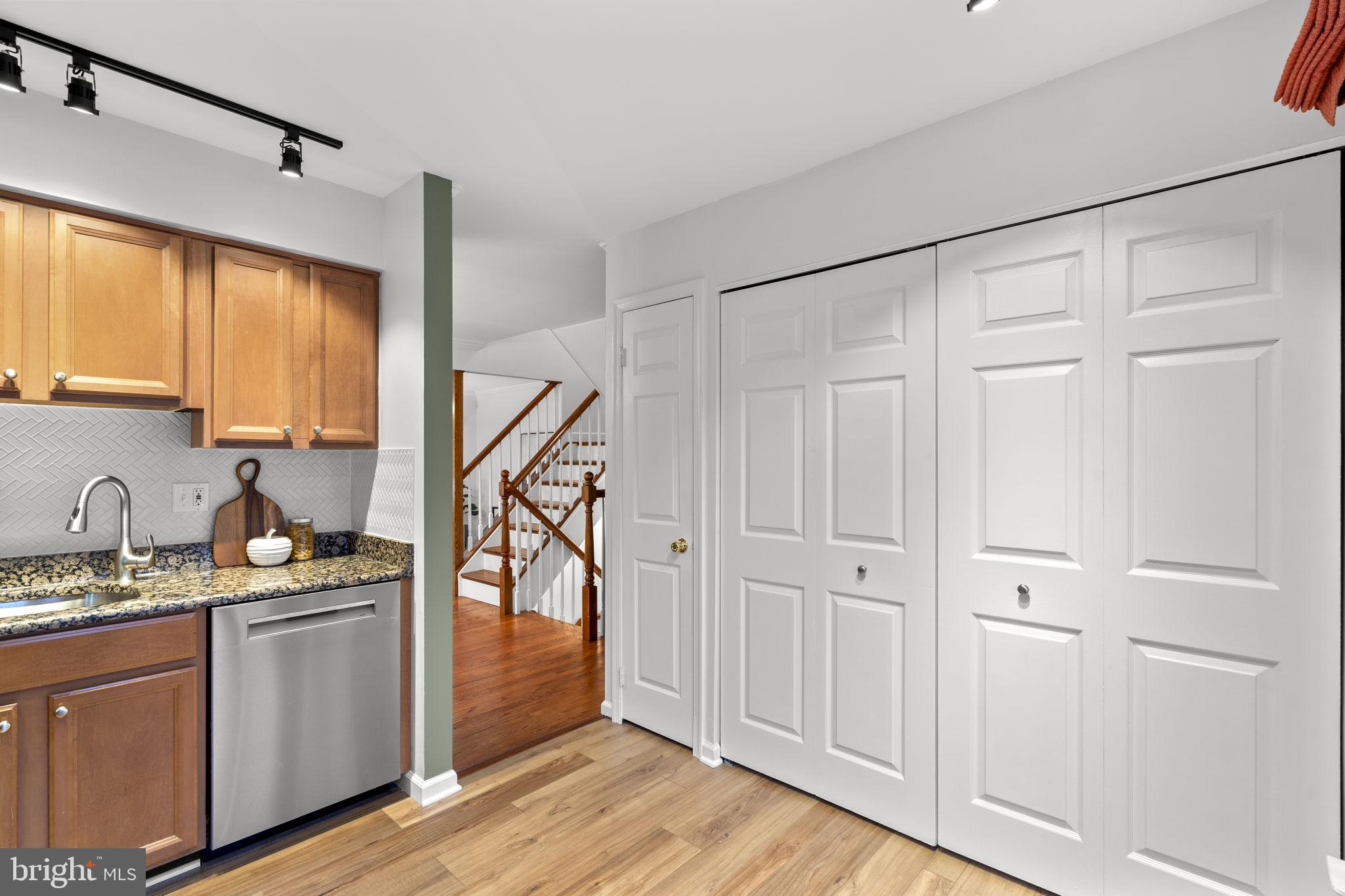 IDYLWOOD STATION - Residential