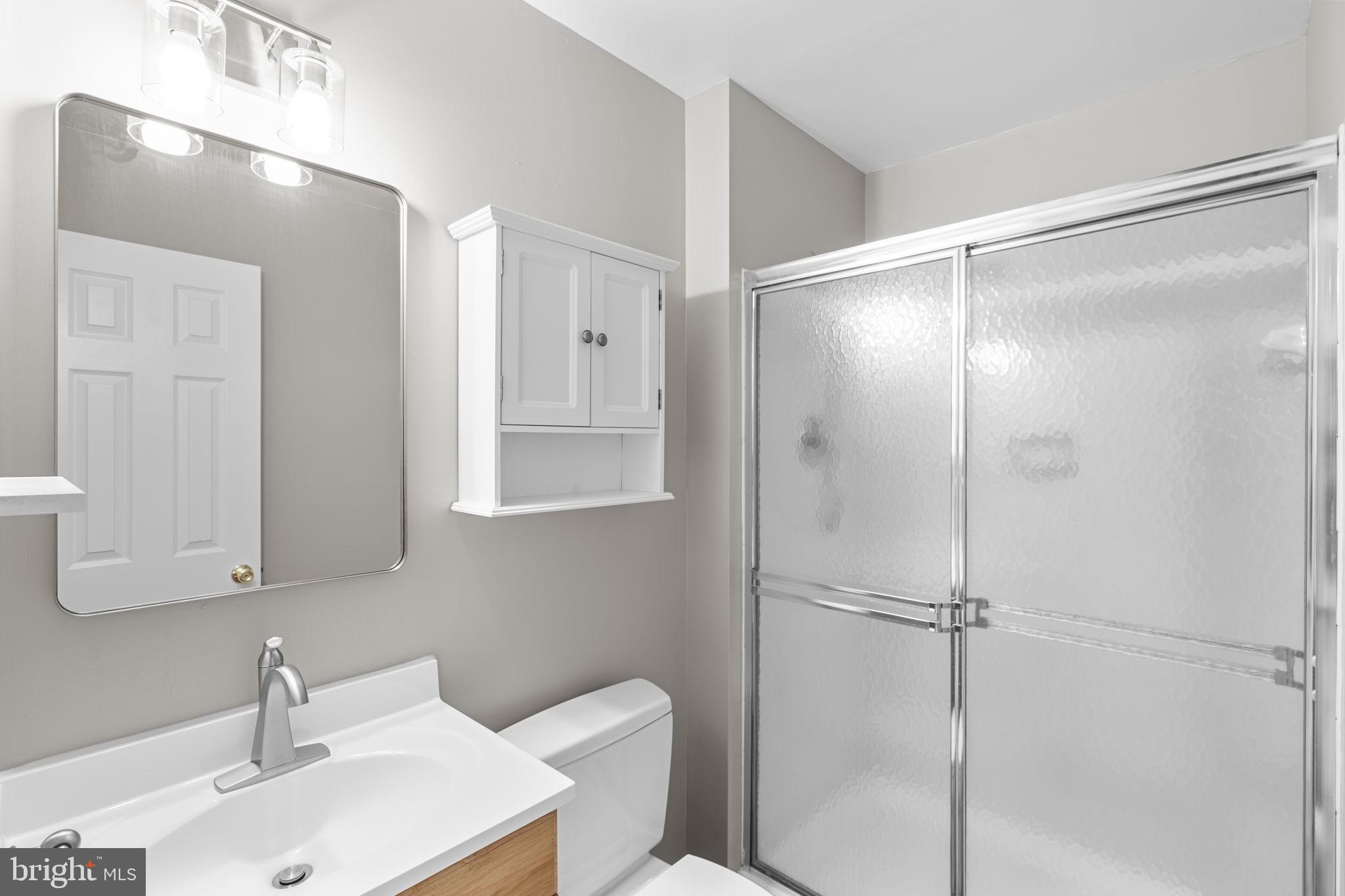 IDYLWOOD STATION - Residential