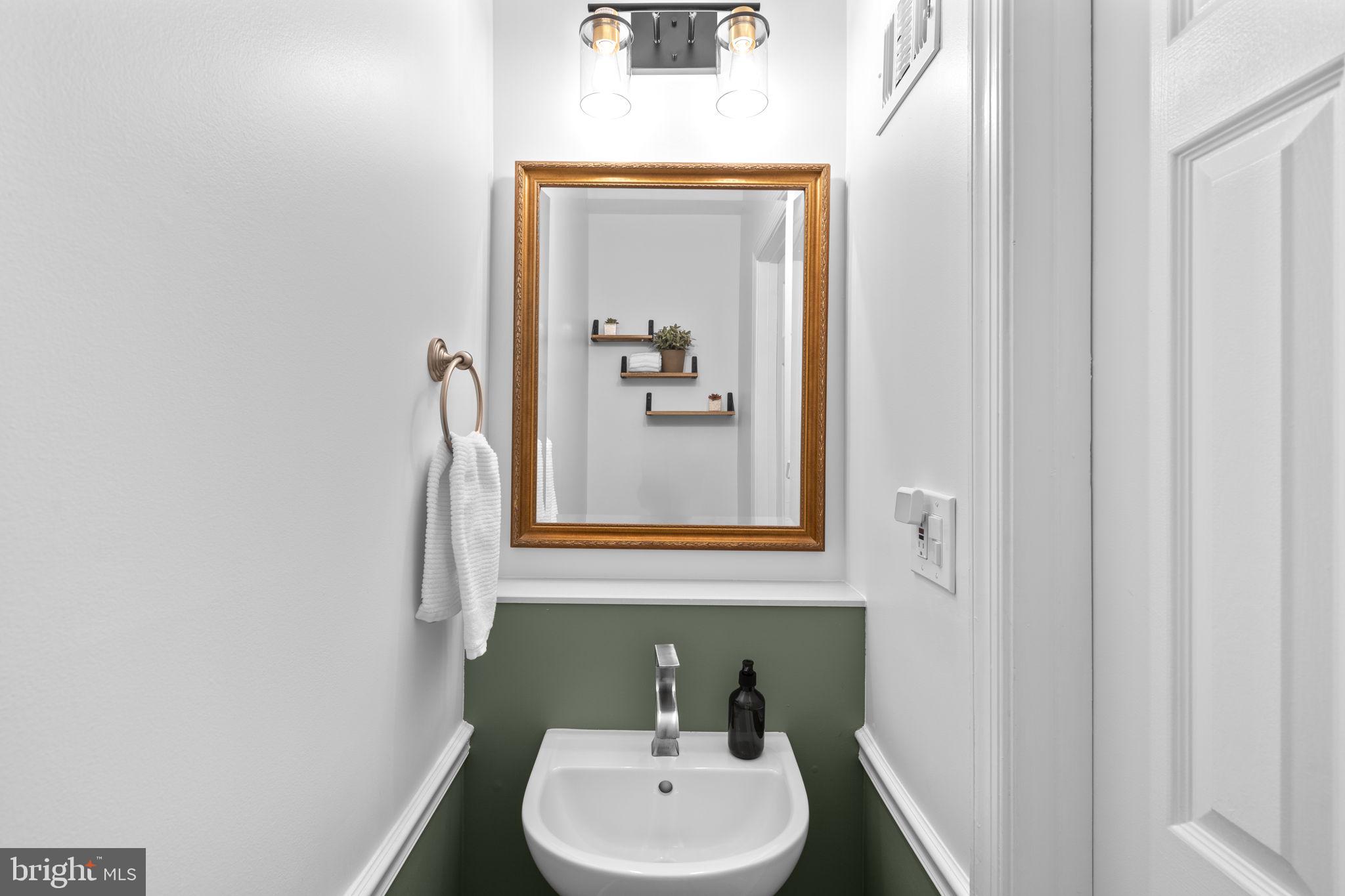 IDYLWOOD STATION - Residential