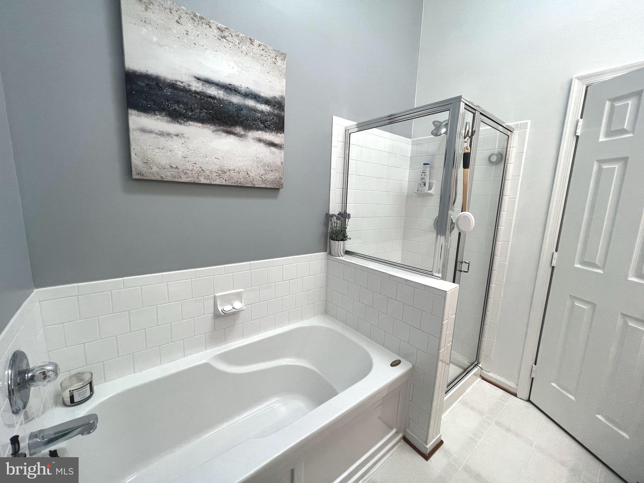 THE KNOLLS - Residential