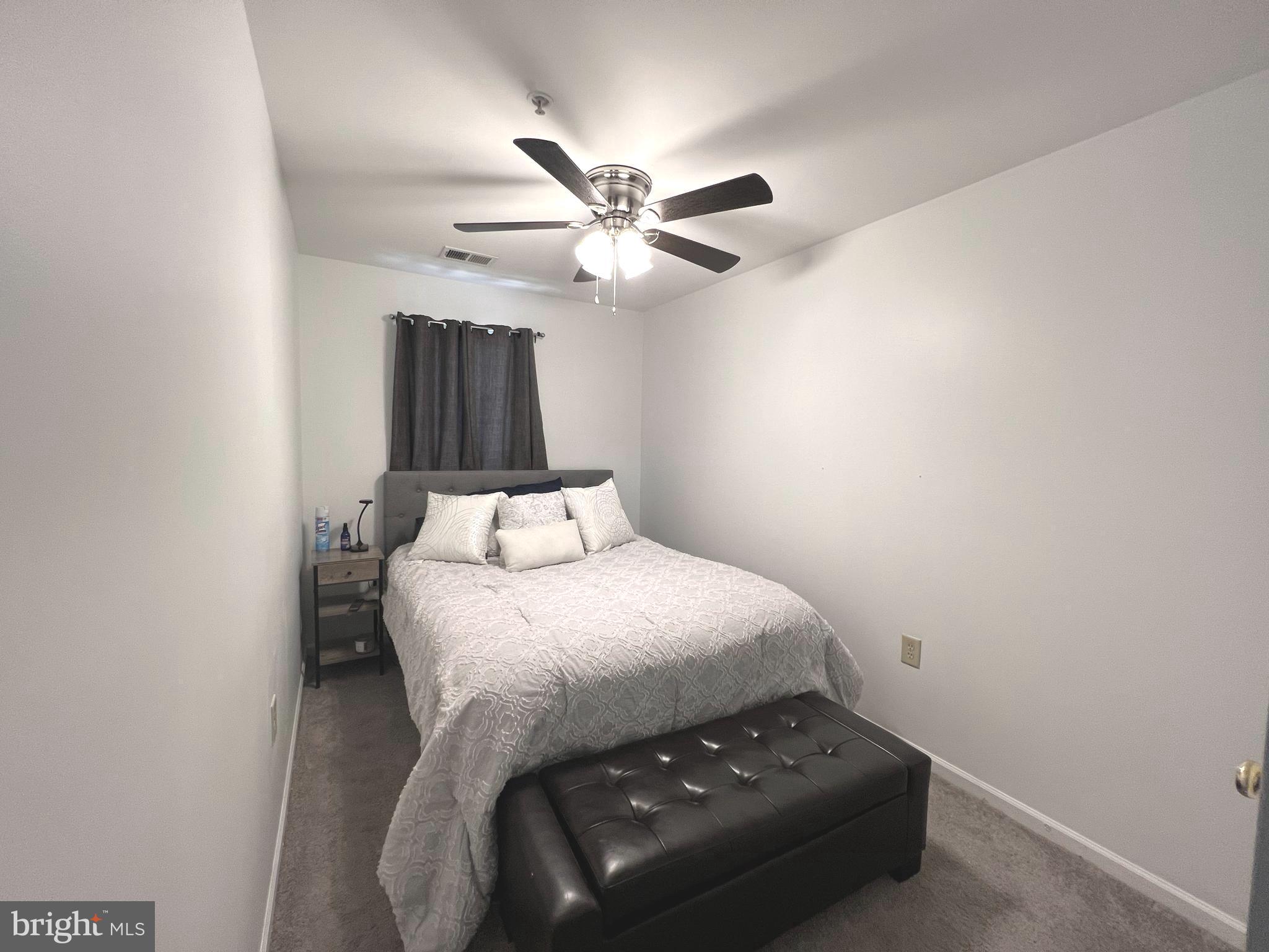 THE KNOLLS - Residential