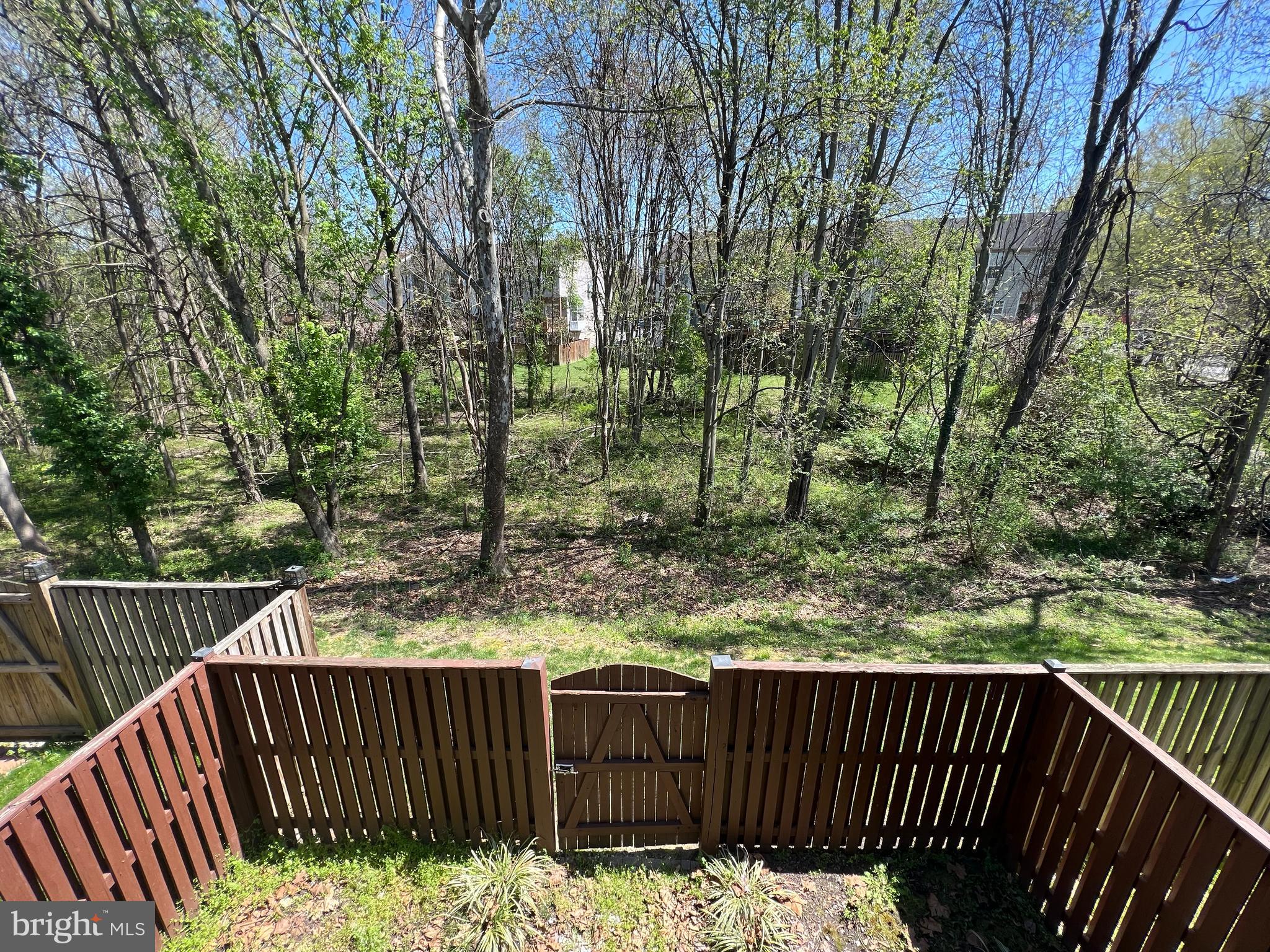 THE KNOLLS - Residential