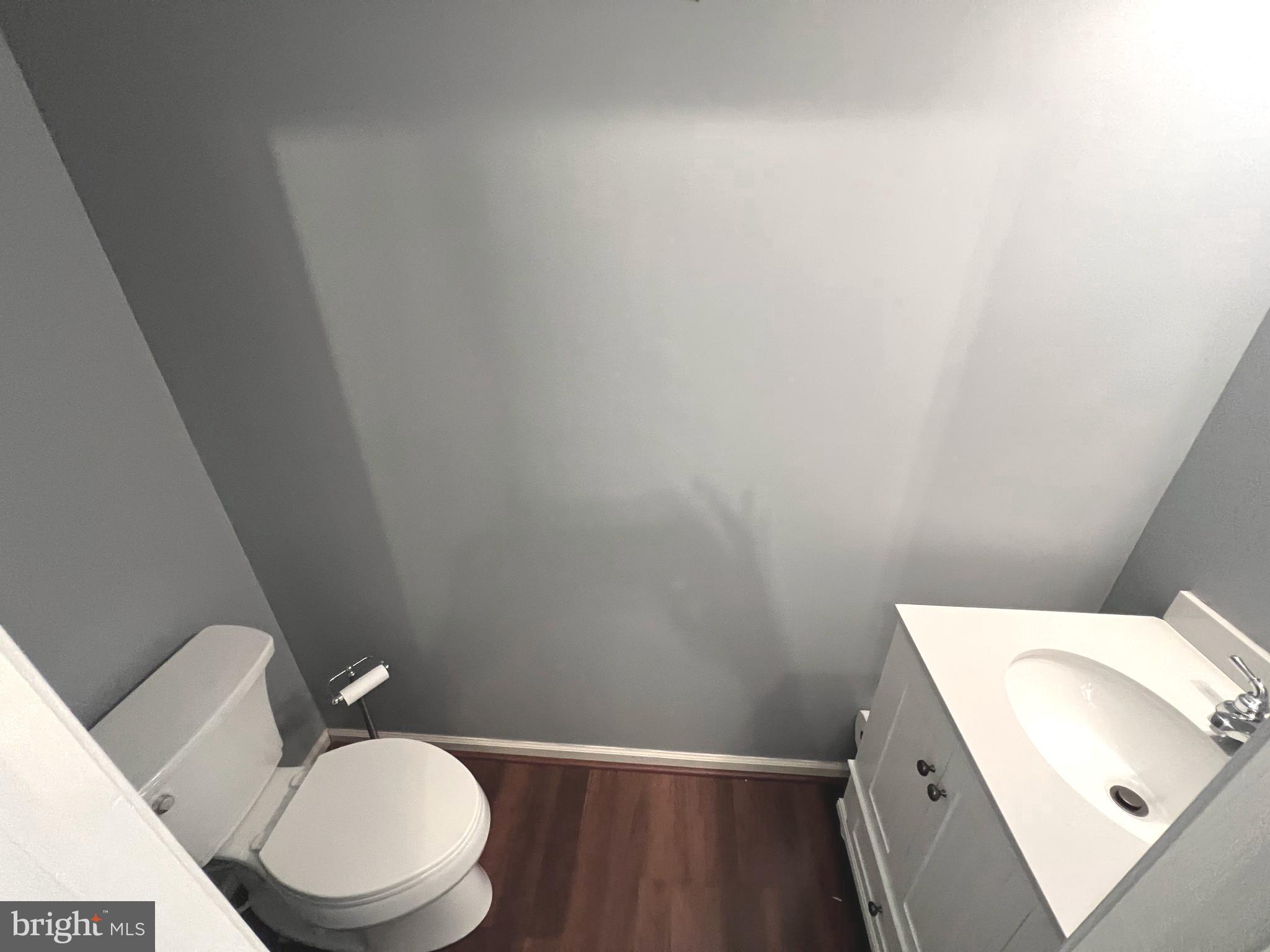 THE KNOLLS - Residential