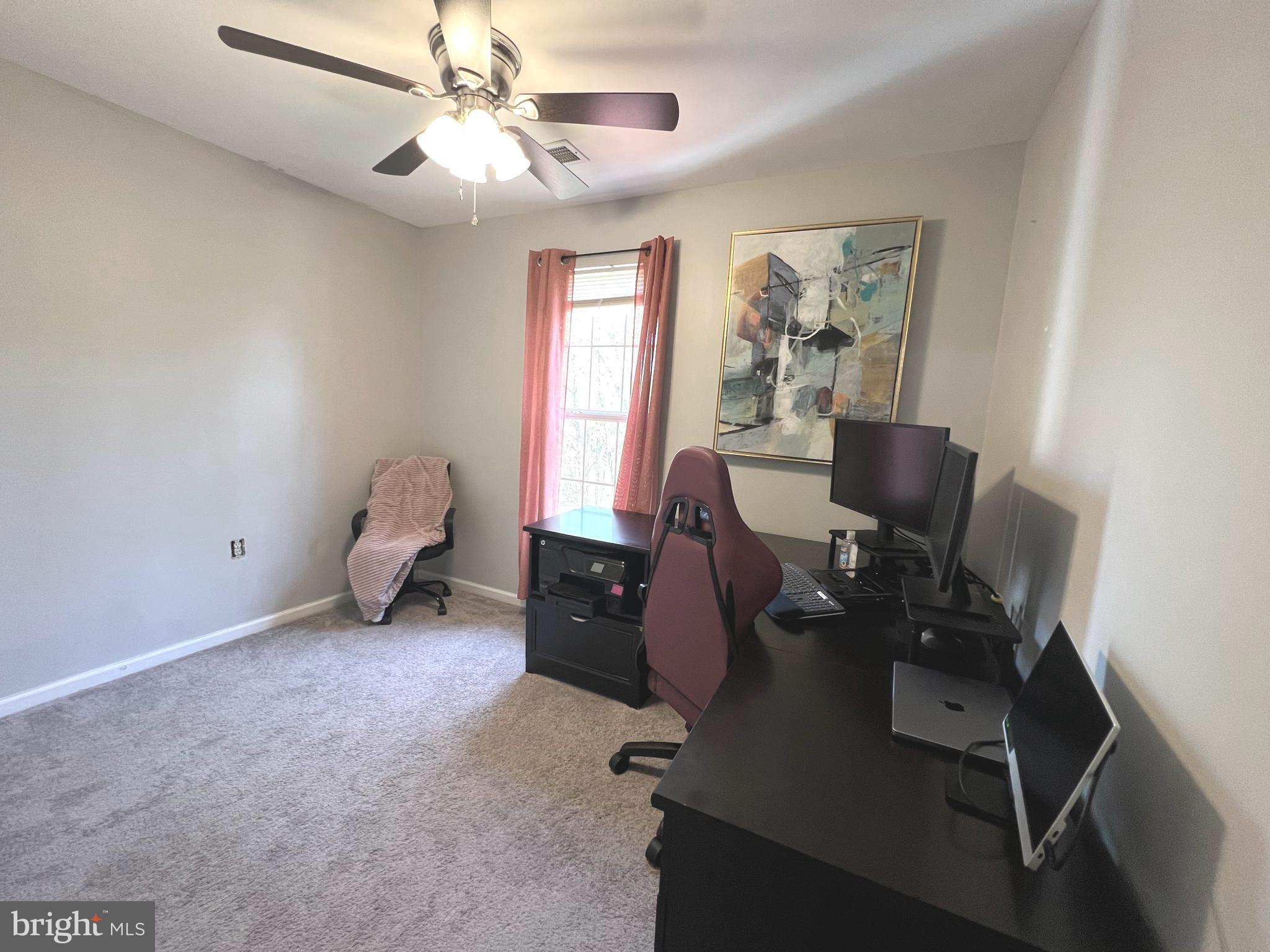 THE KNOLLS - Residential