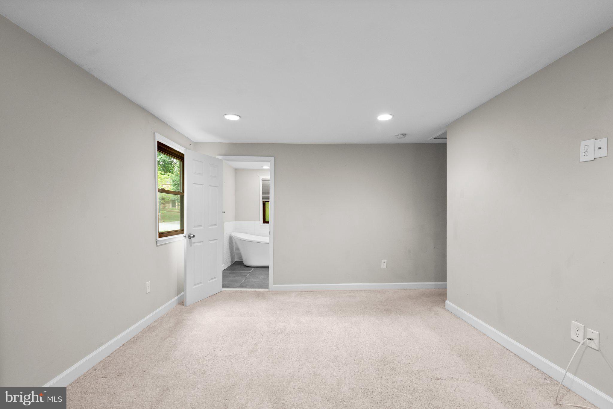 UPPER MARLBORO - Residential