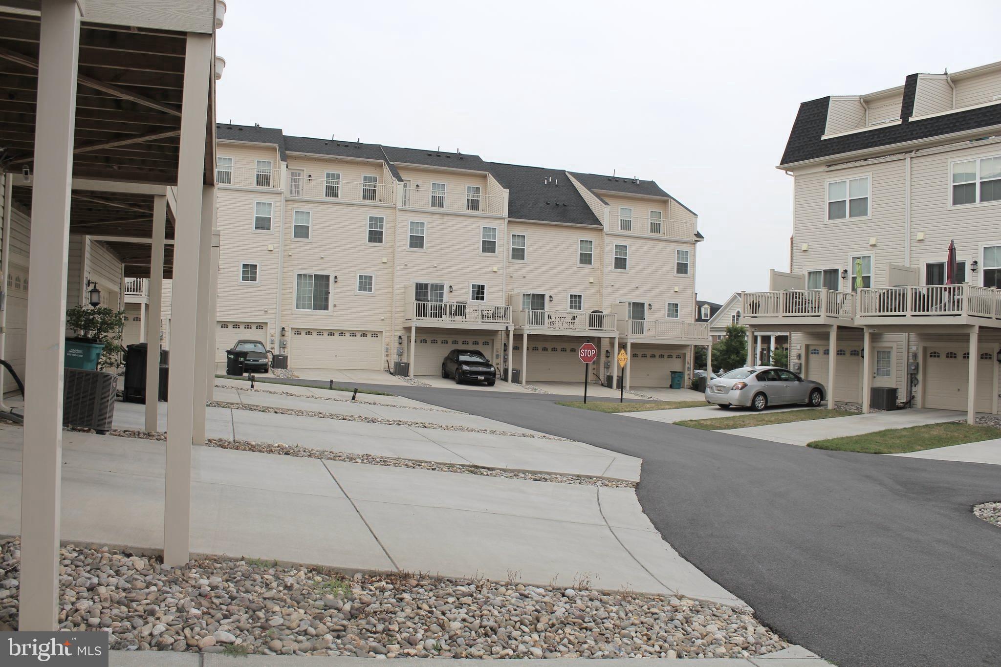 WESTVIEW SOUTH - Residential