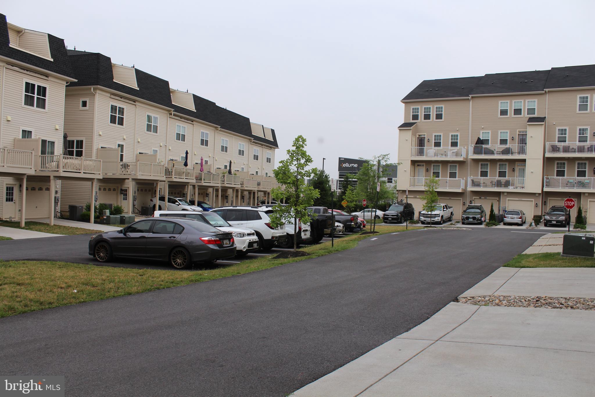 WESTVIEW SOUTH - Residential