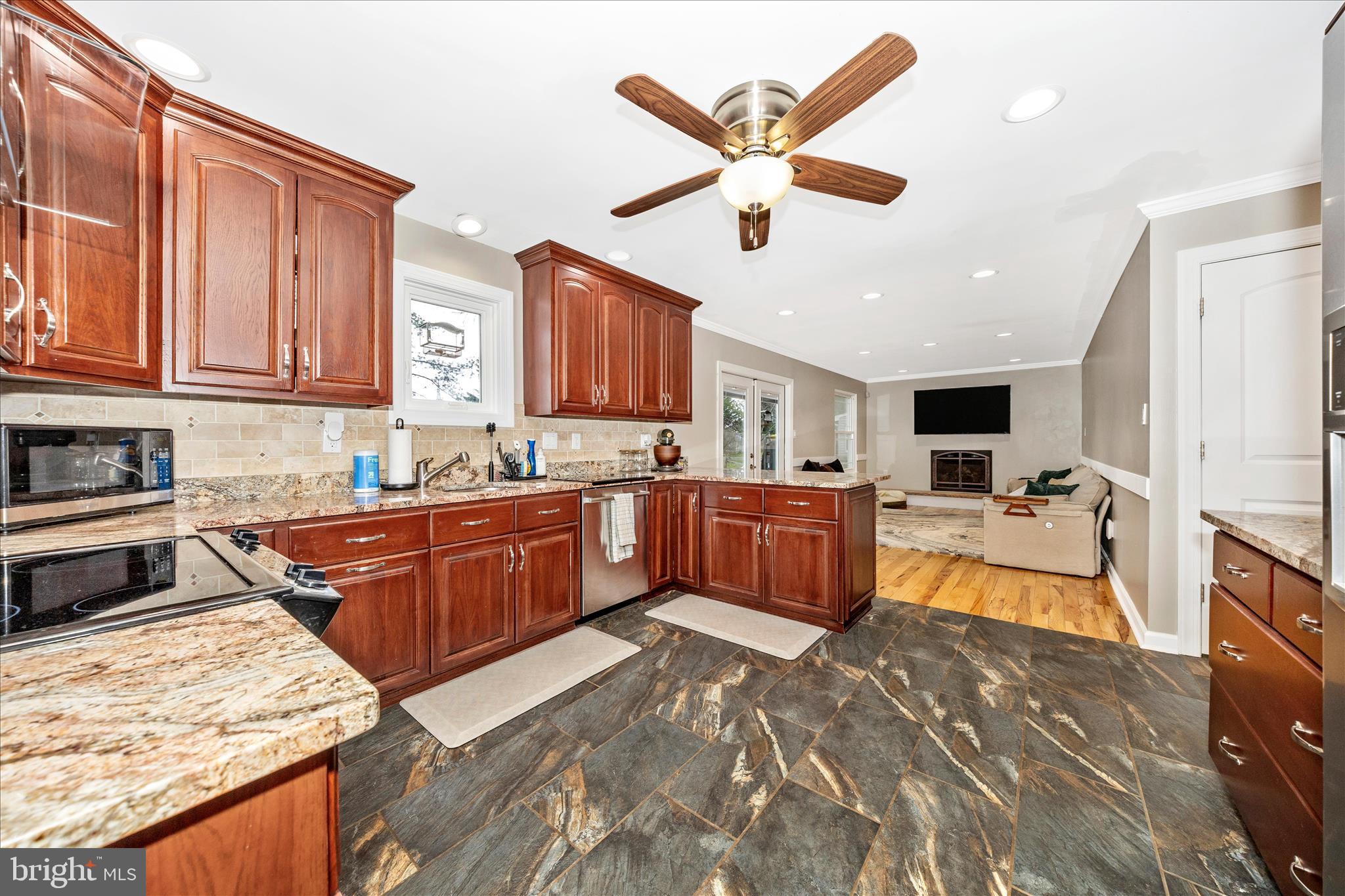 DISCOVERY - Residential