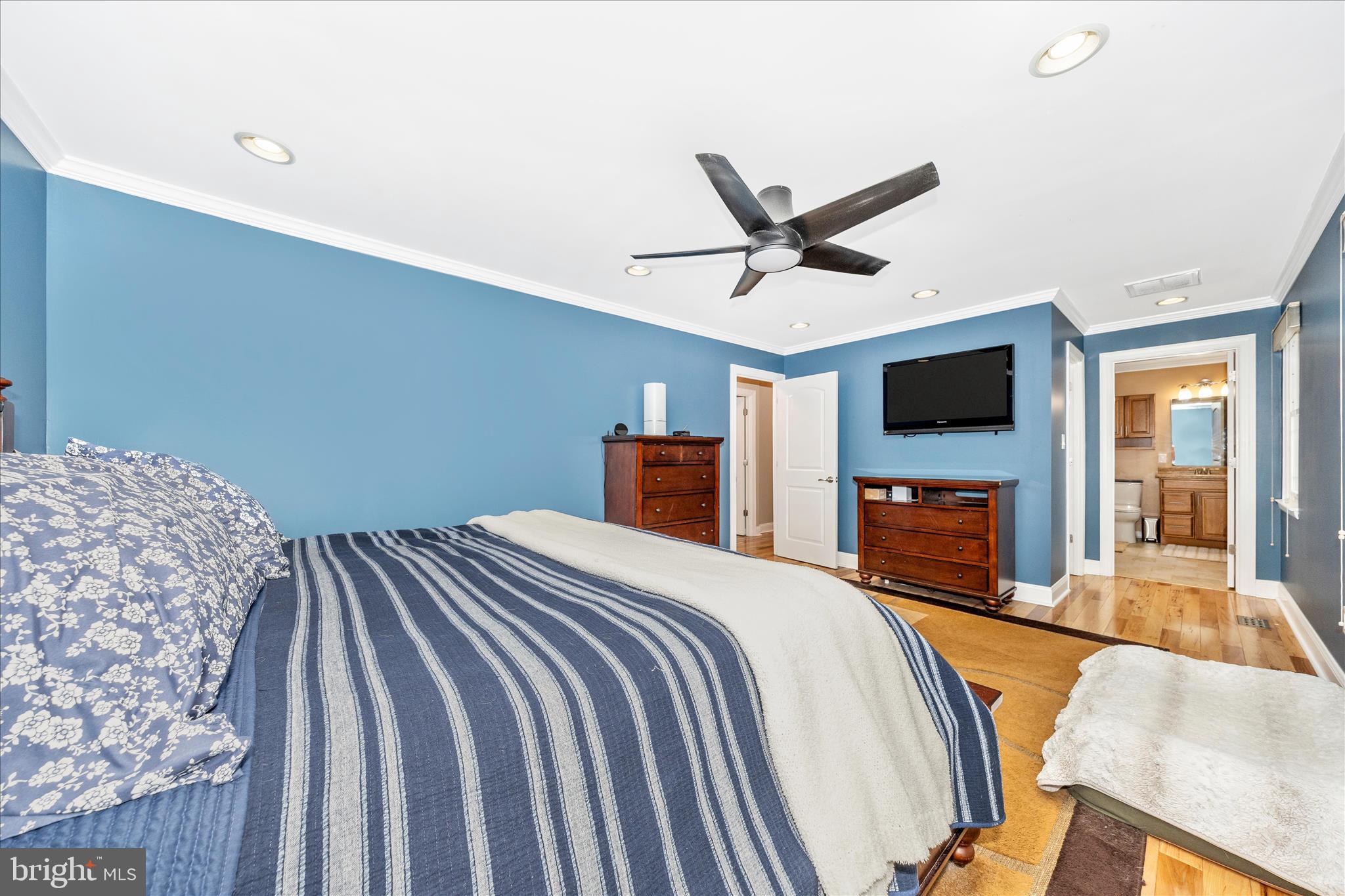 DISCOVERY - Residential