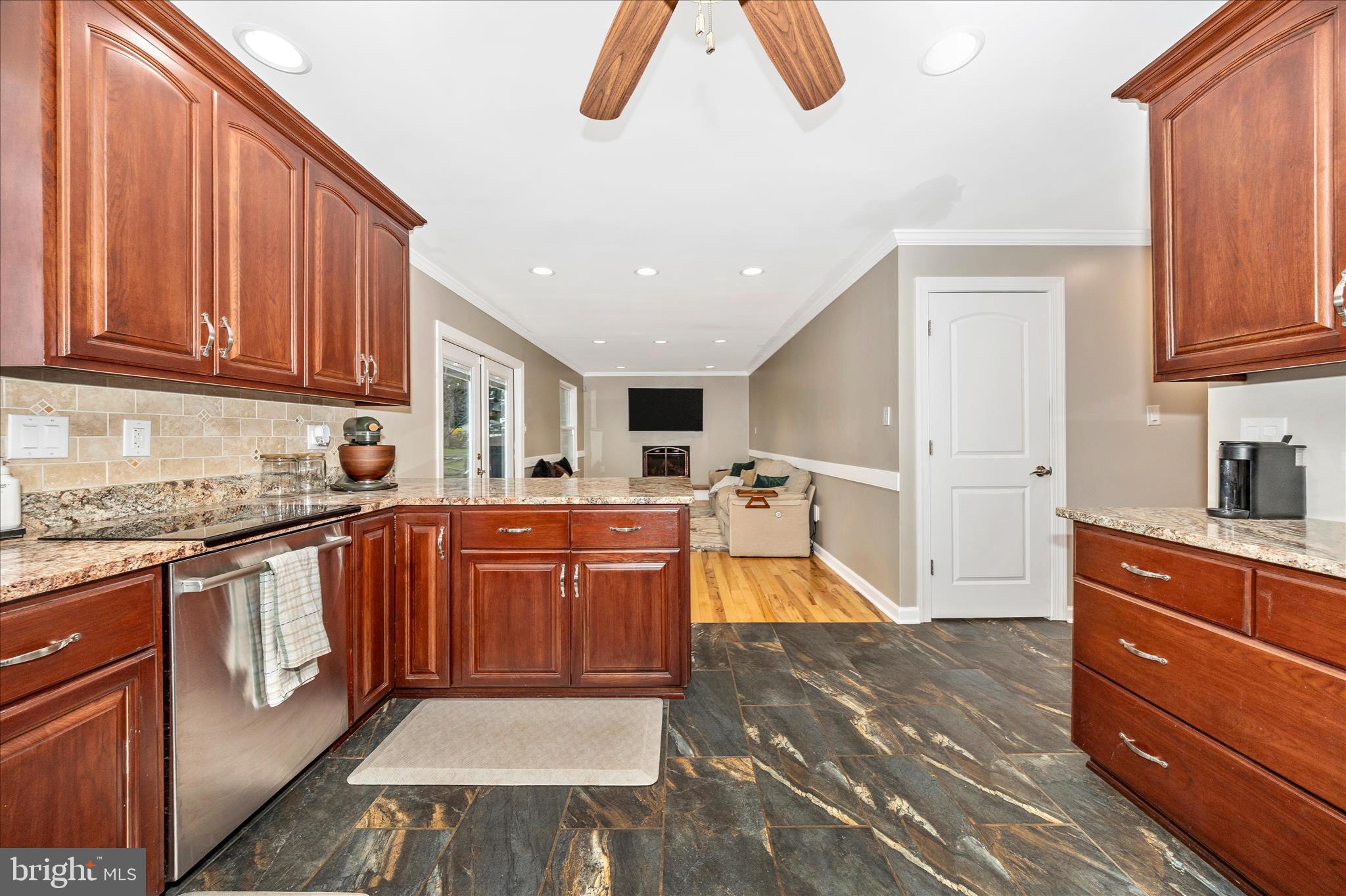 DISCOVERY - Residential