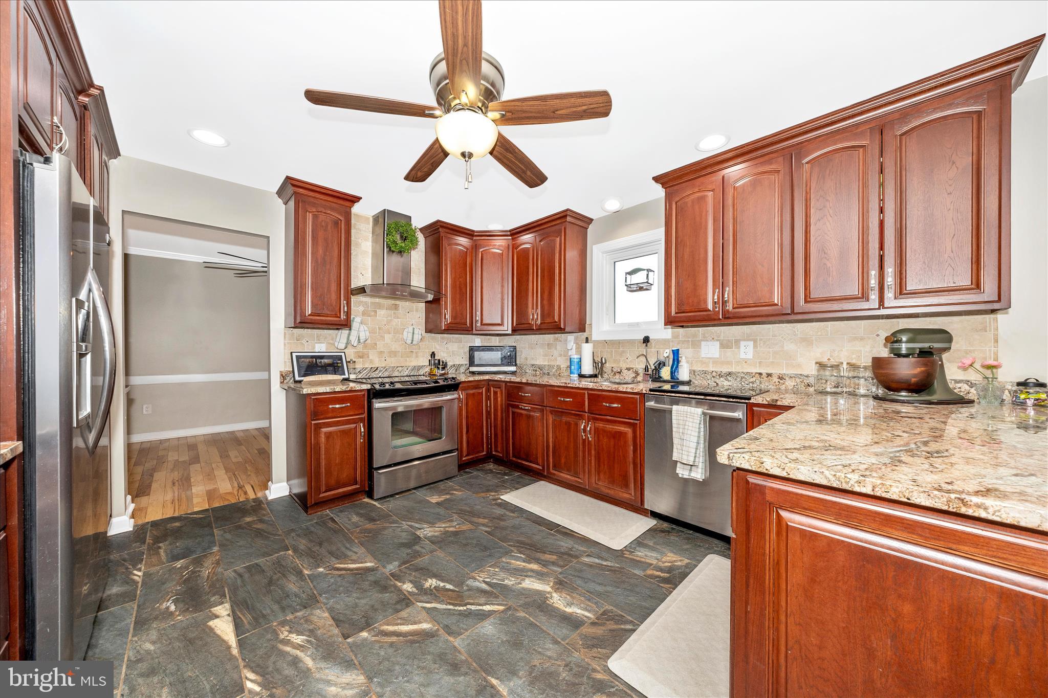 DISCOVERY - Residential