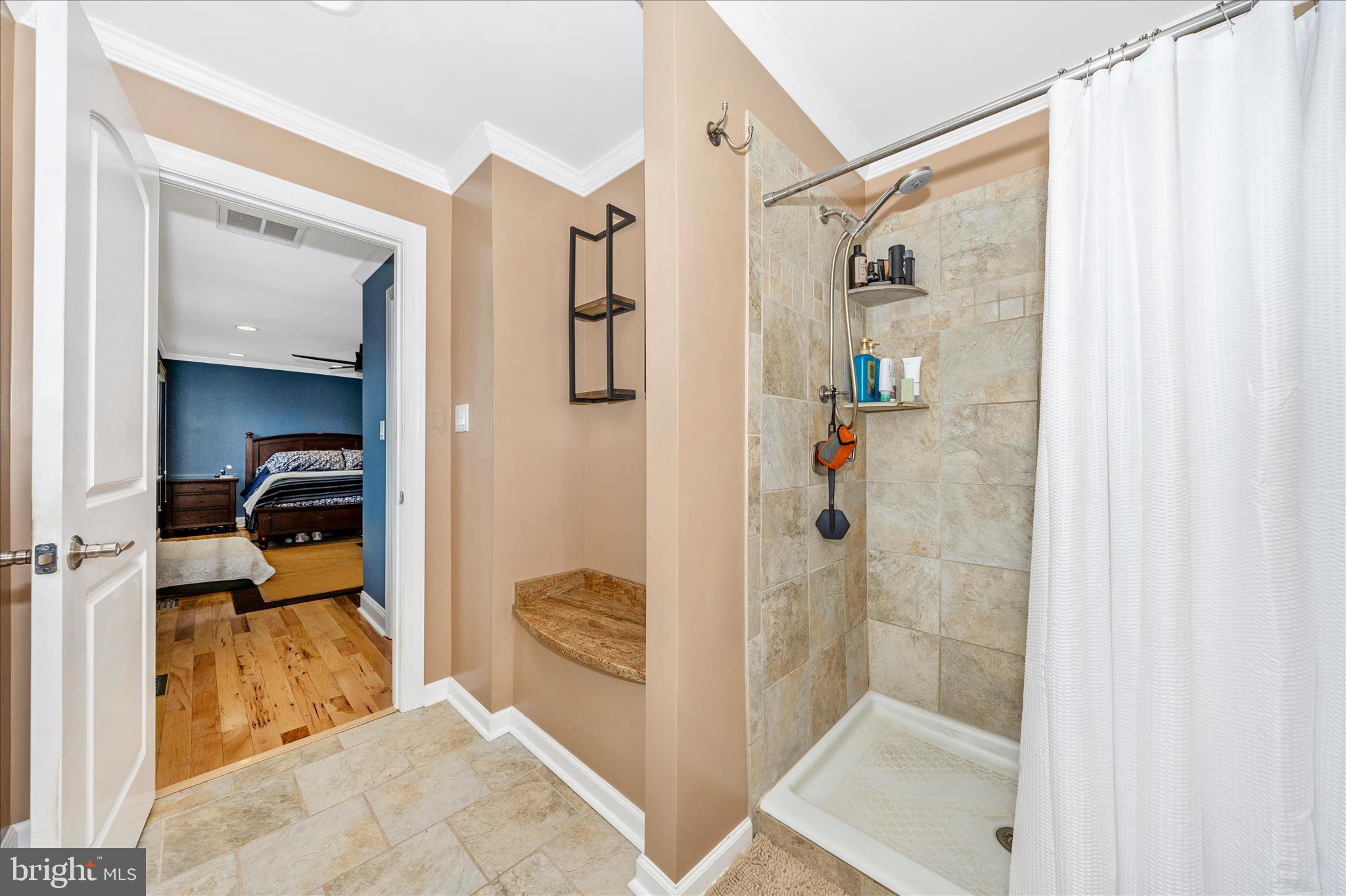 DISCOVERY - Residential