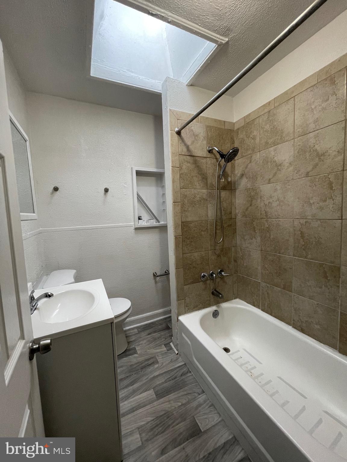 PARK HEIGHTS - Residential Lease