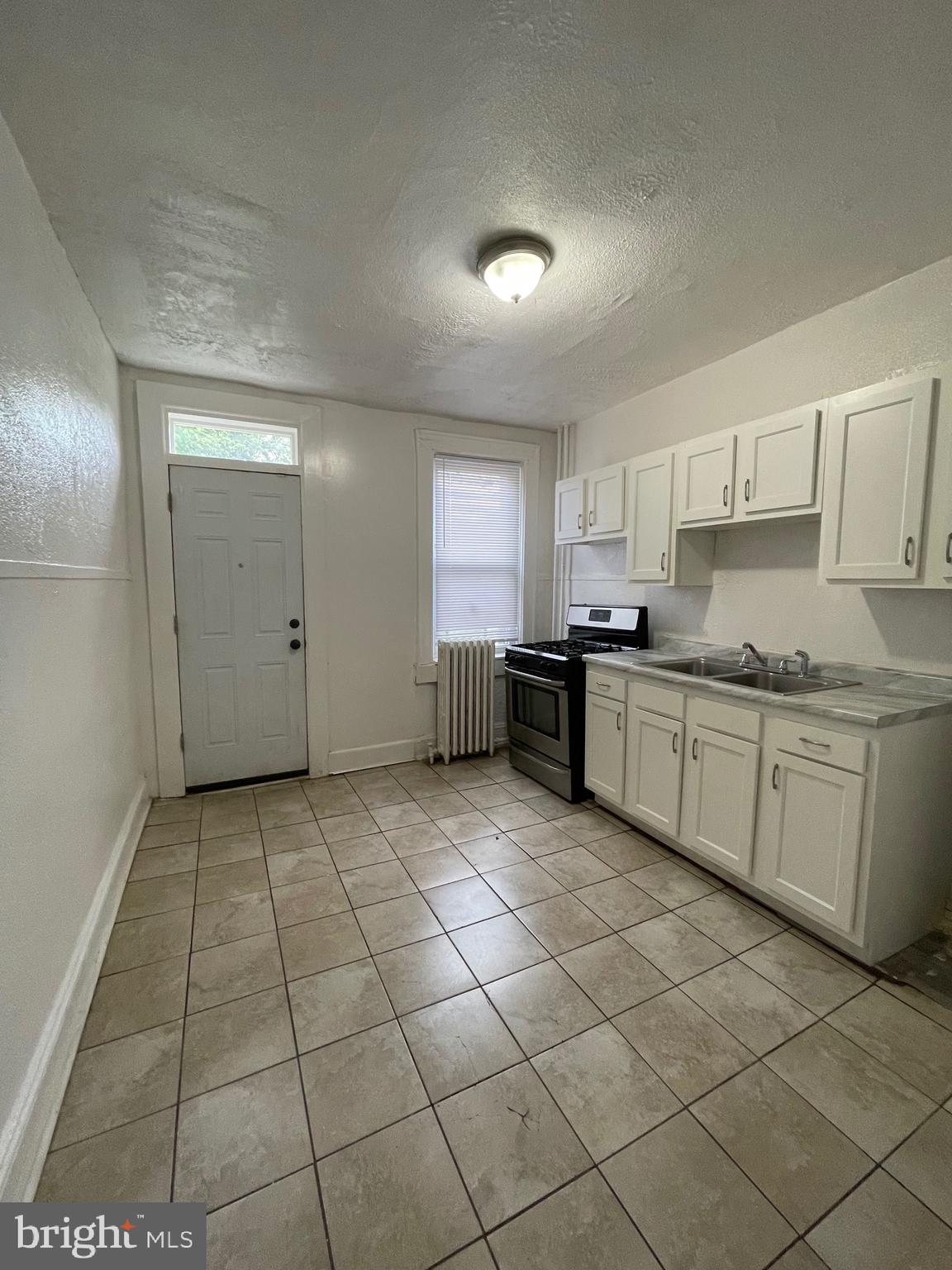 PARK HEIGHTS - Residential Lease