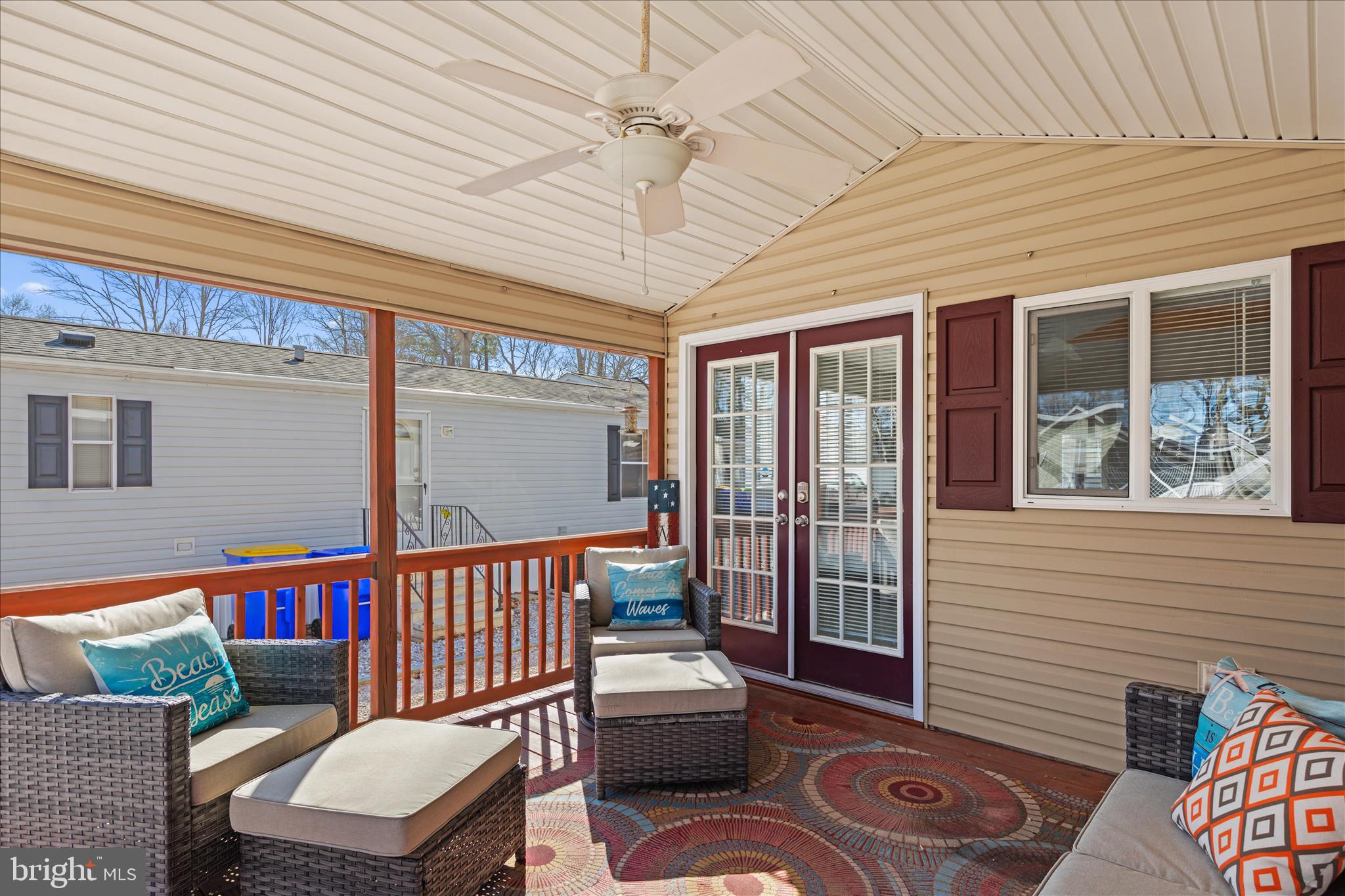 SUN RETREATS REHOBOTH BAY - Residential