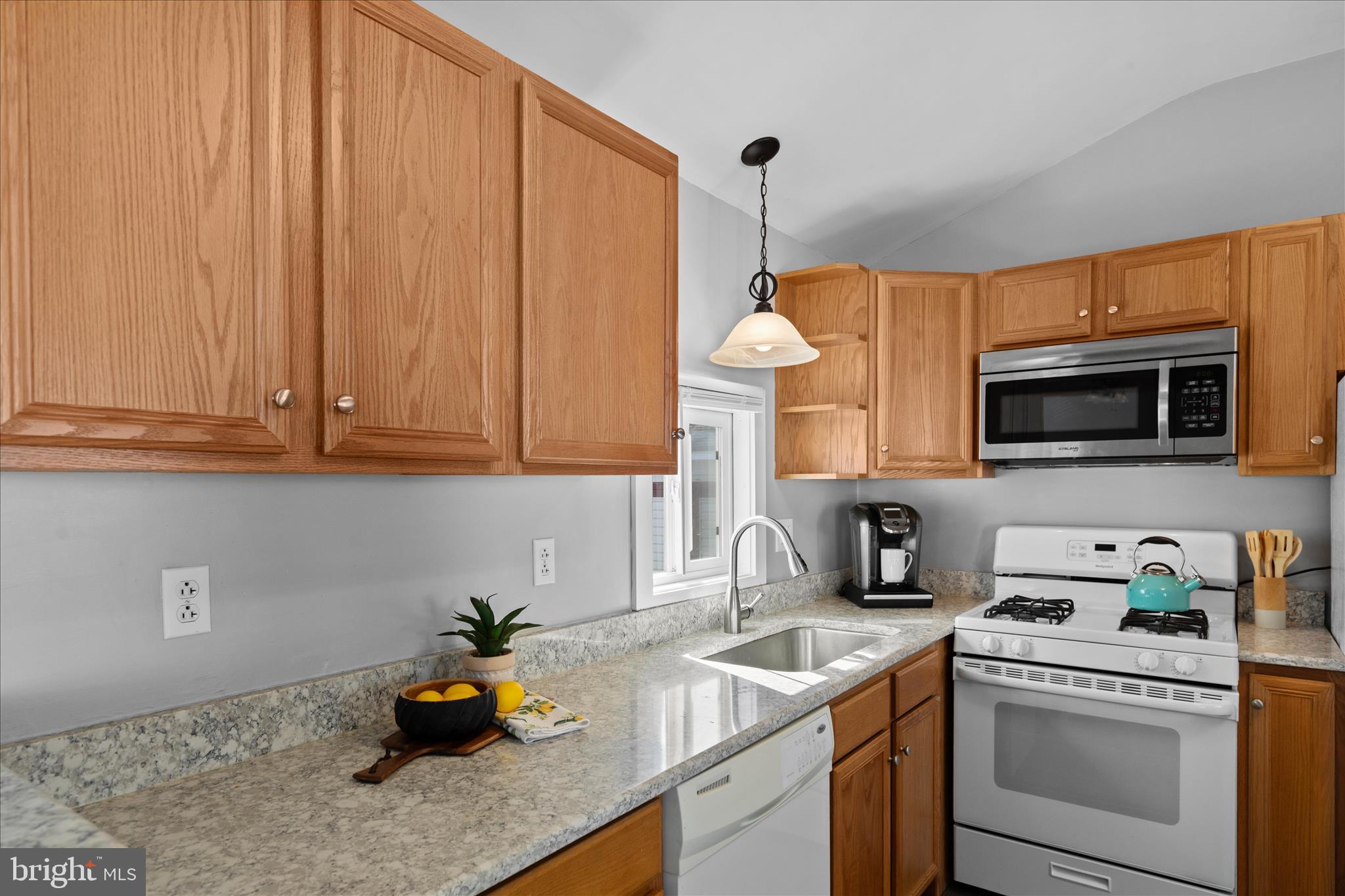 SUN RETREATS REHOBOTH BAY - Residential