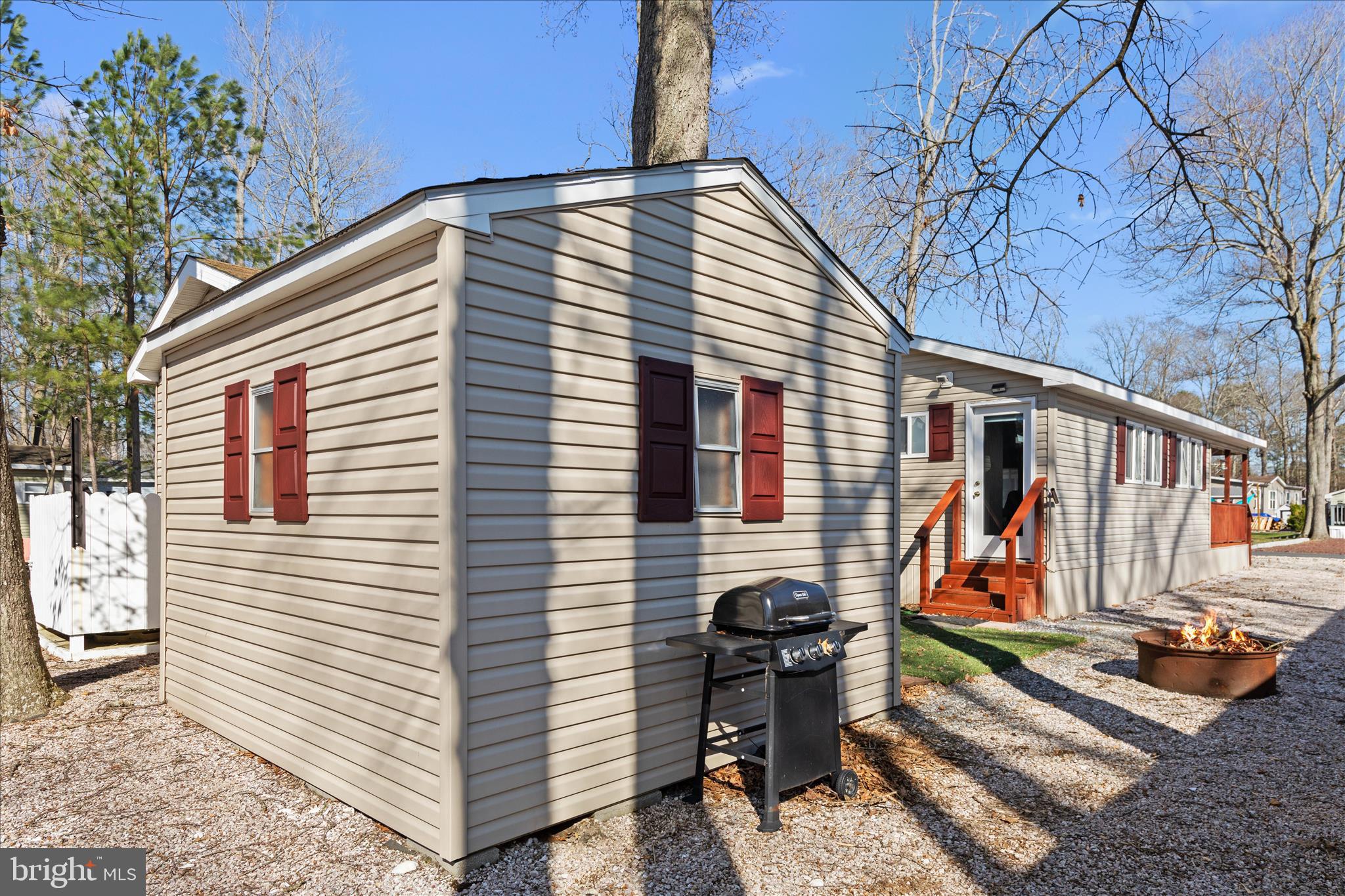 SUN RETREATS REHOBOTH BAY - Residential