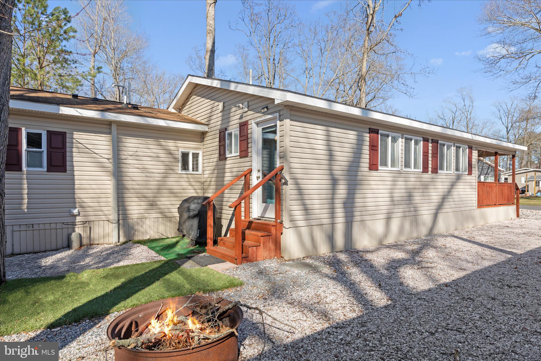 SUN RETREATS REHOBOTH BAY - Residential