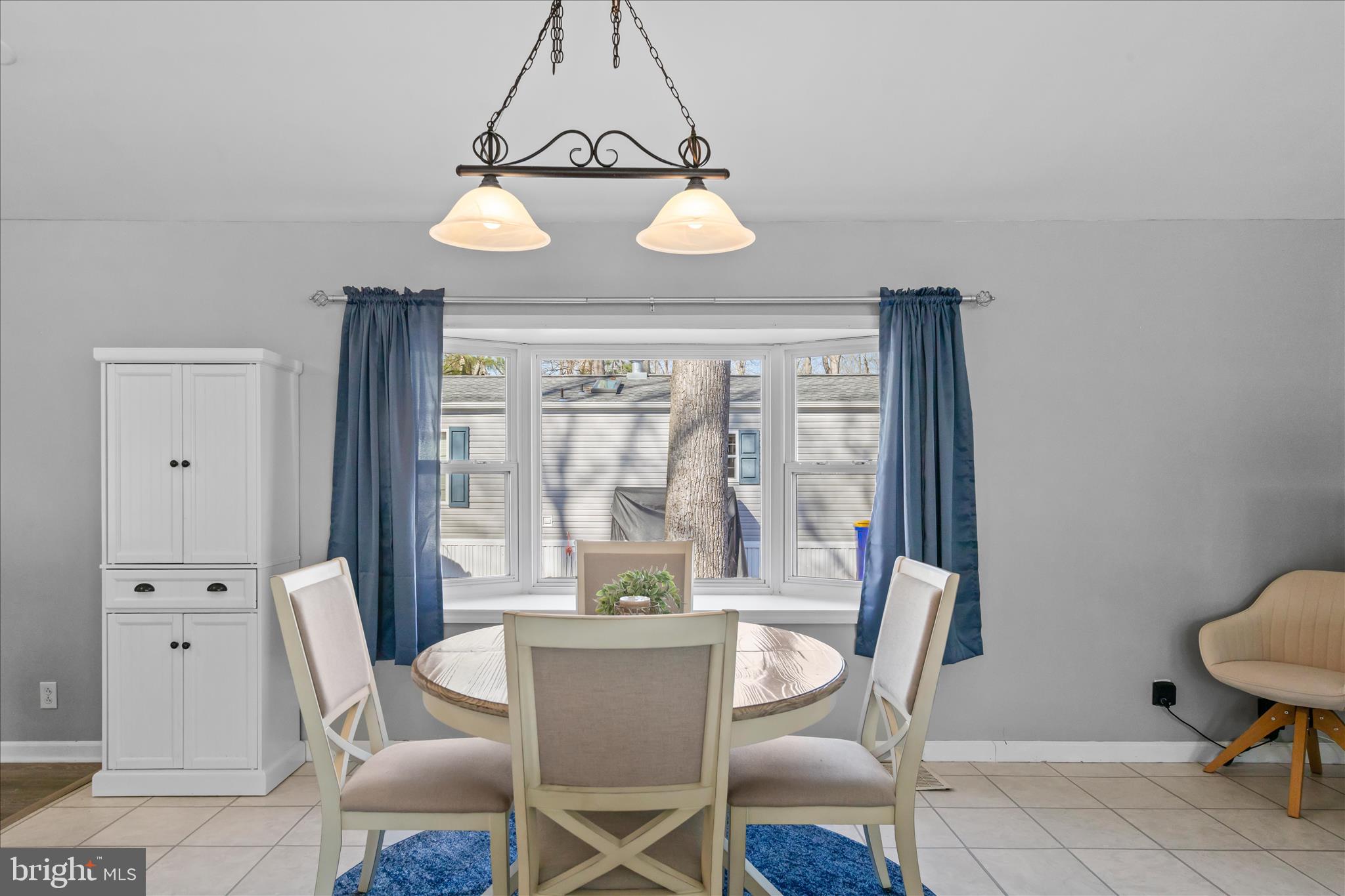 SUN RETREATS REHOBOTH BAY - Residential