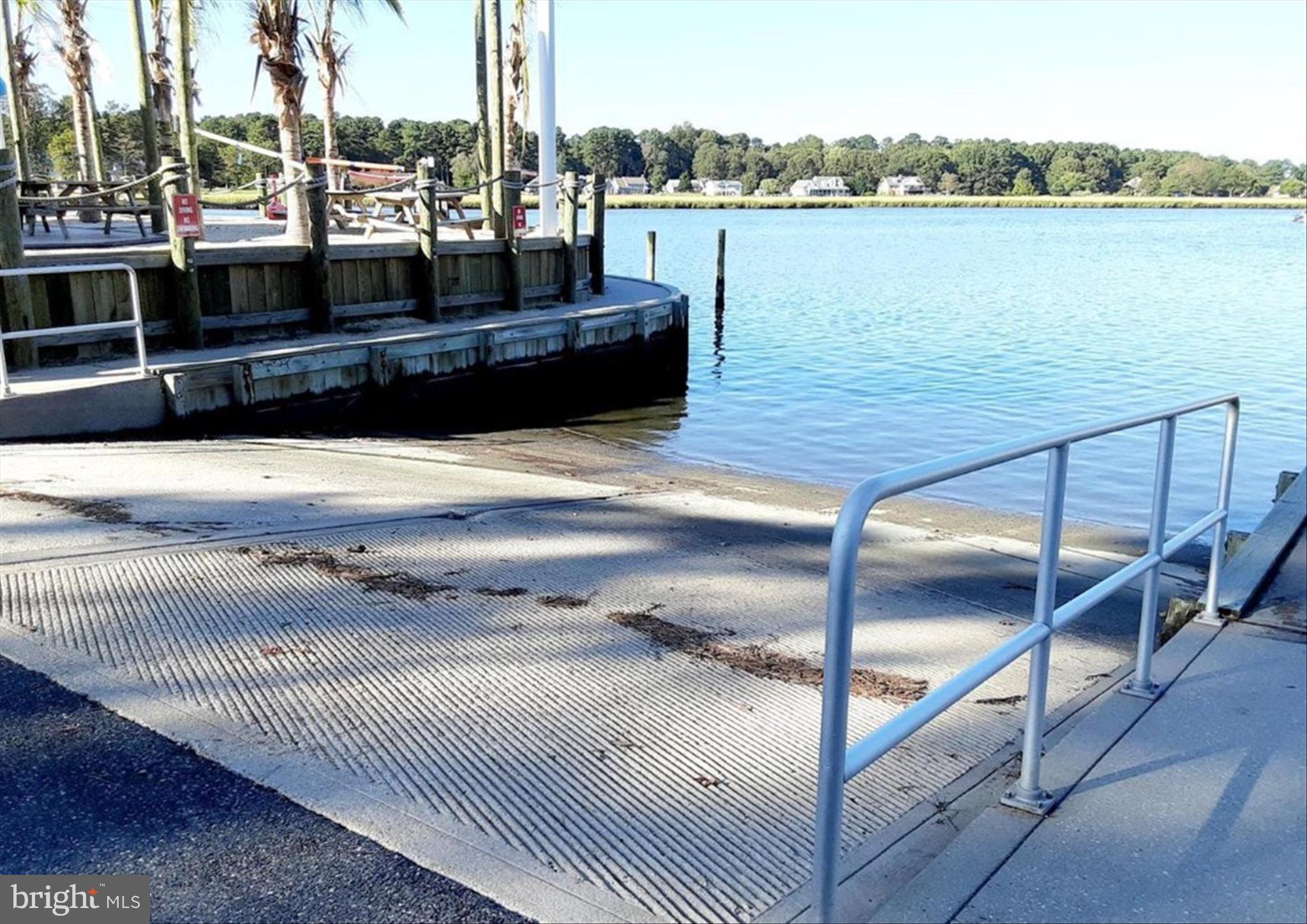 SUN RETREATS REHOBOTH BAY - Residential