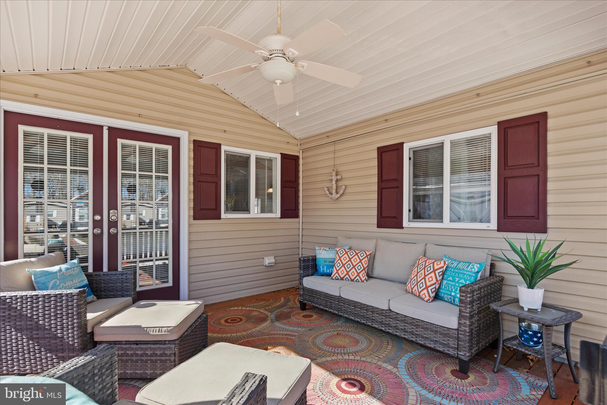 SUN RETREATS REHOBOTH BAY - Residential