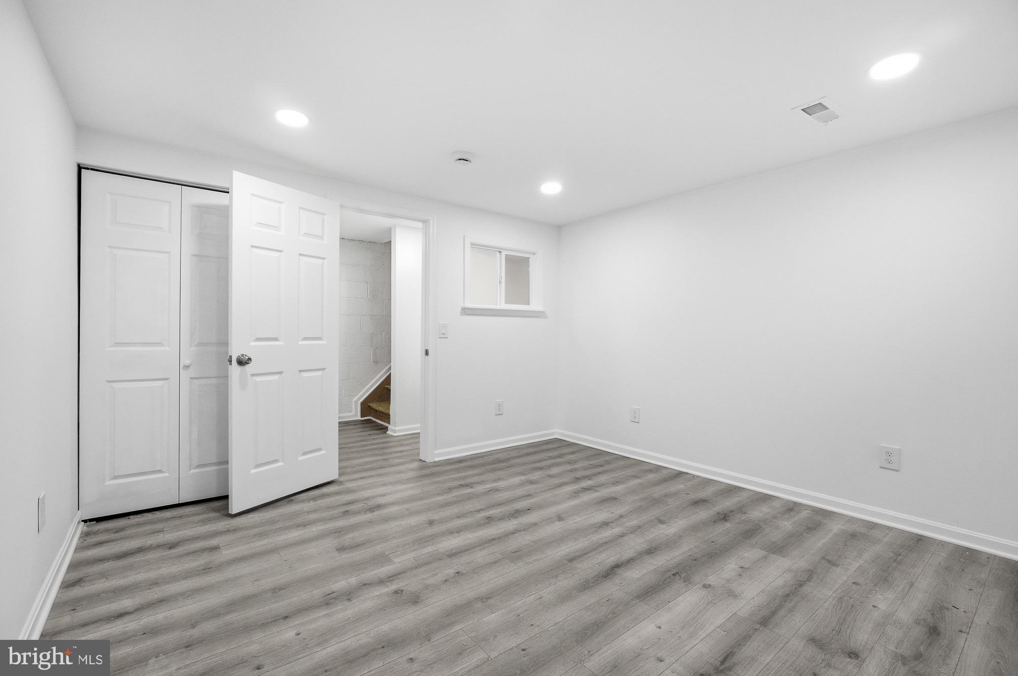 PARKVILLE - Residential