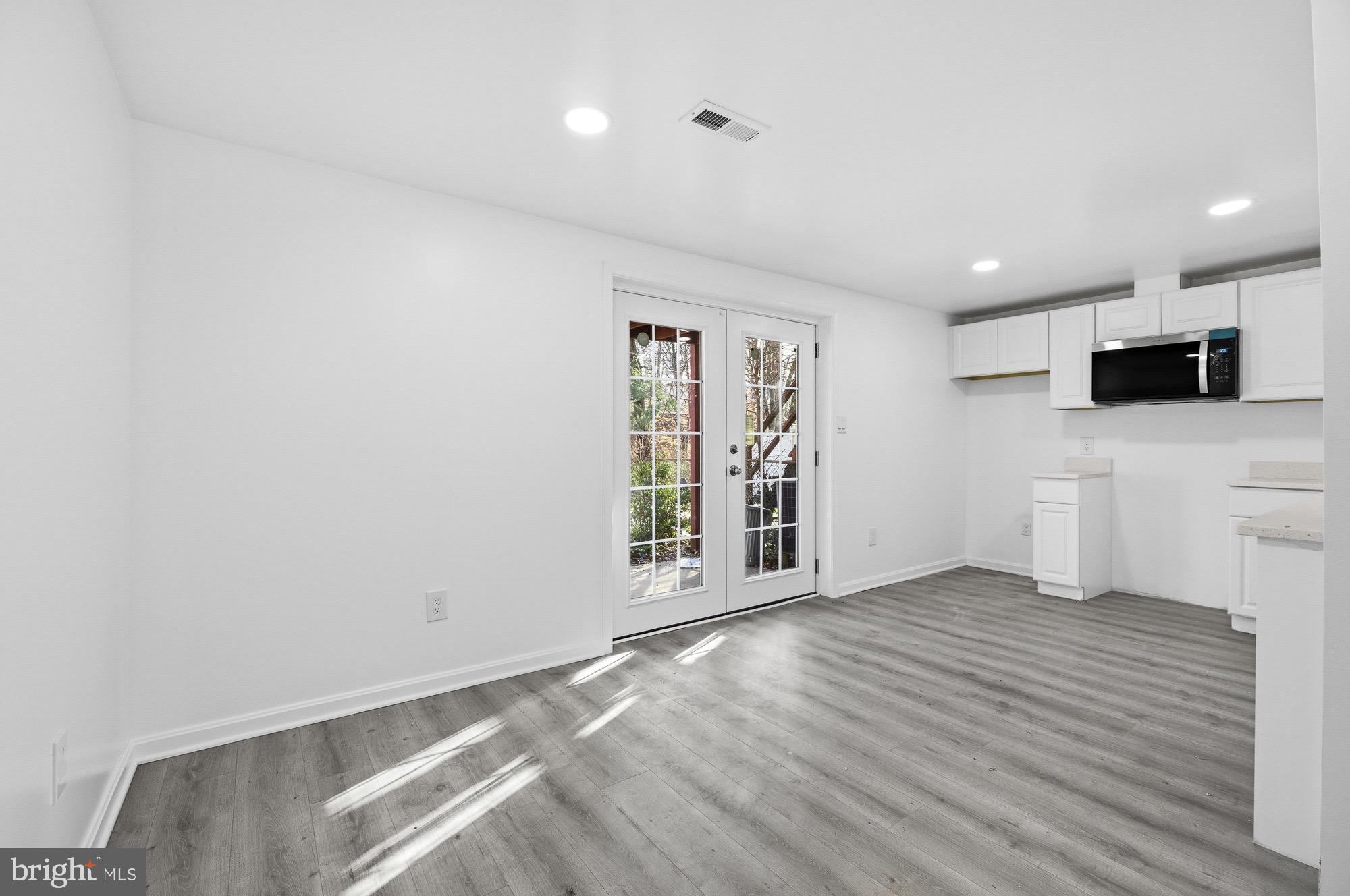 PARKVILLE - Residential