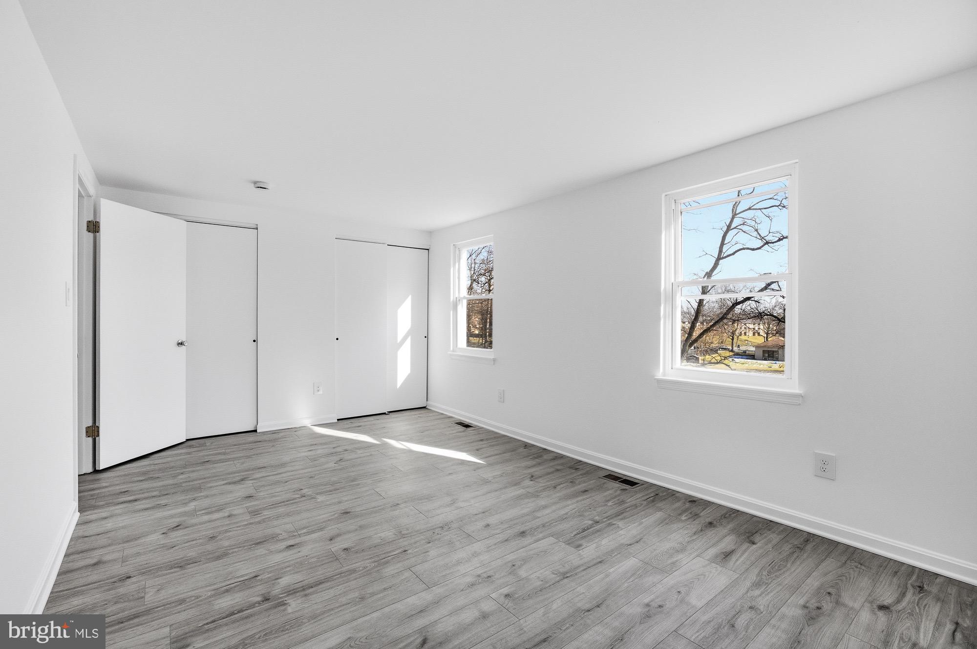 PARKVILLE - Residential