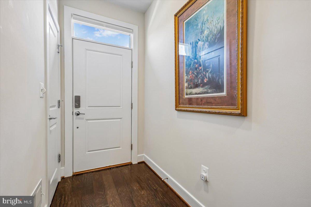 KING FARM IRVINGTON - Residential