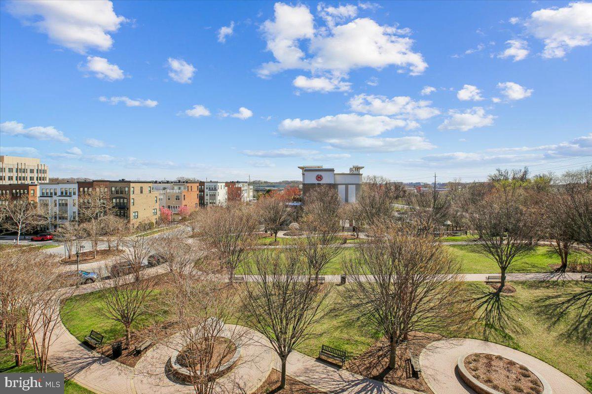 KING FARM IRVINGTON - Residential