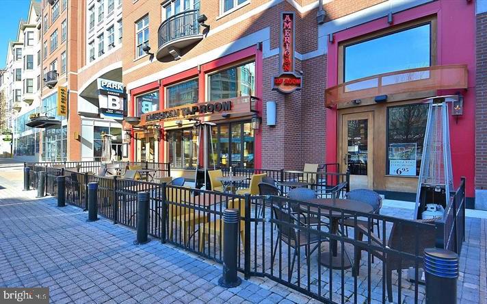 KING FARM IRVINGTON - Residential