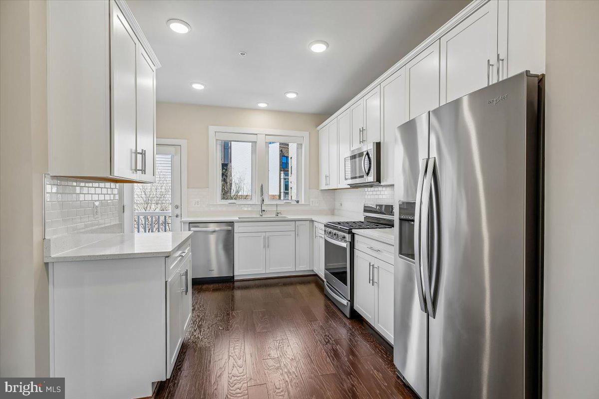 KING FARM IRVINGTON - Residential