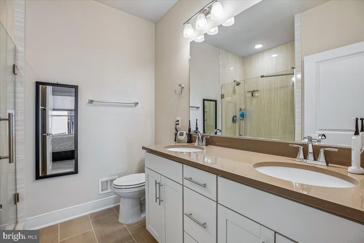 KING FARM IRVINGTON - Residential