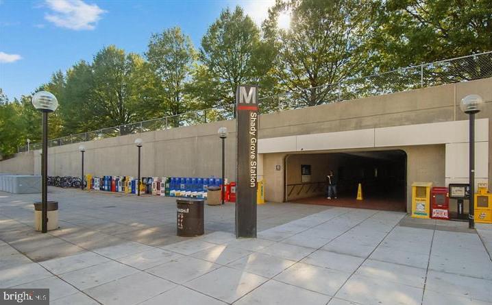 KING FARM IRVINGTON - Residential