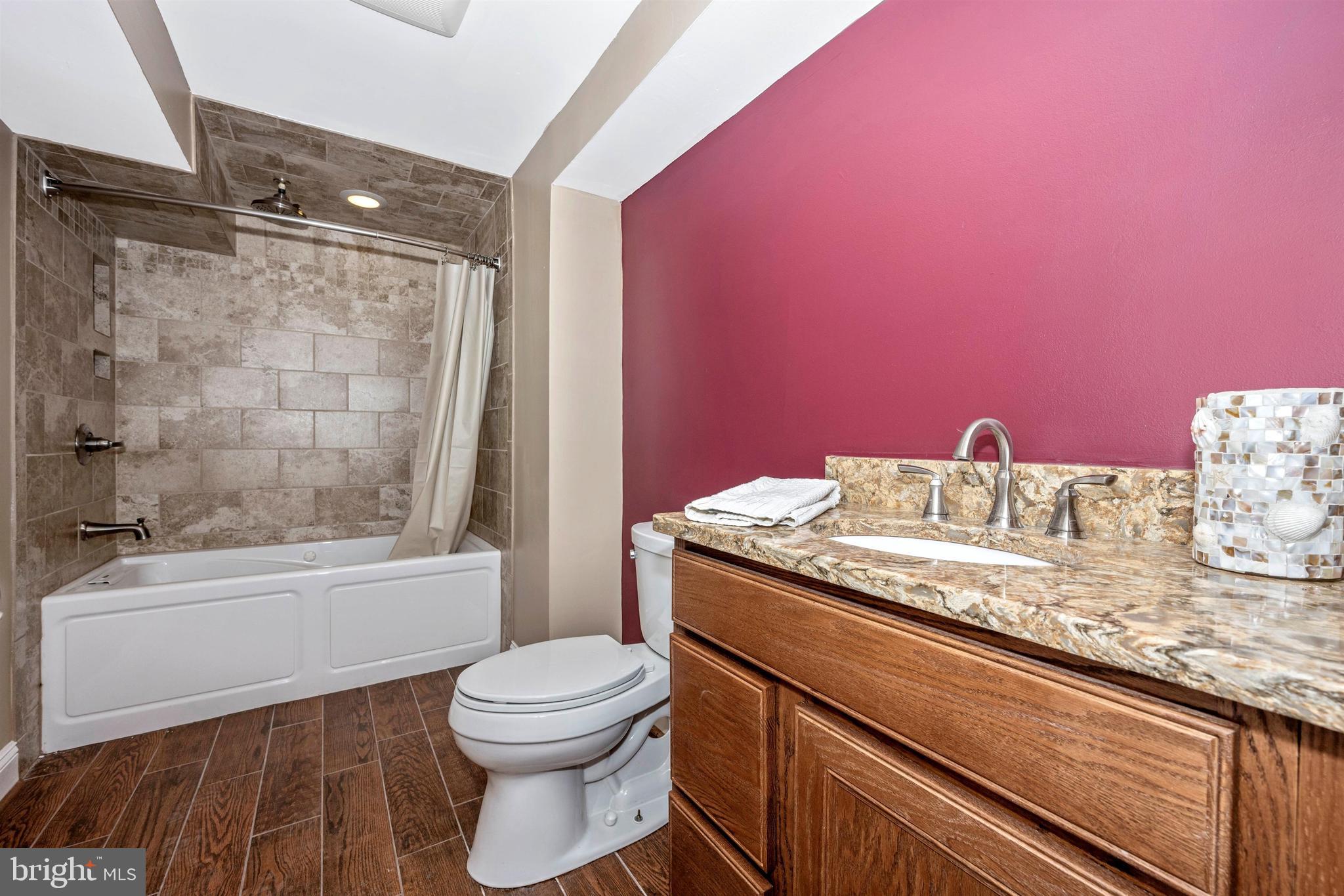 GAITHER HEIGHTS - Residential