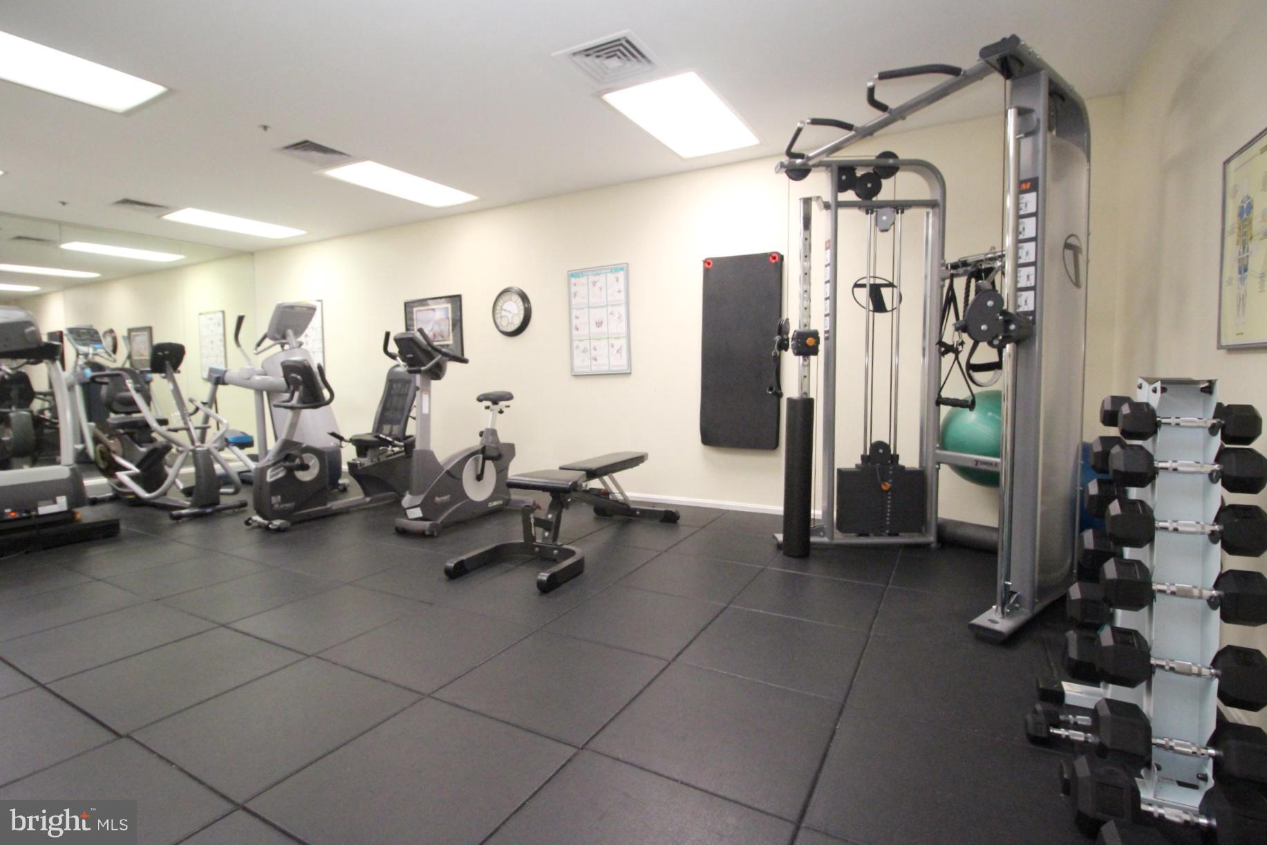 BRADDOCK PLACE - Residential Lease