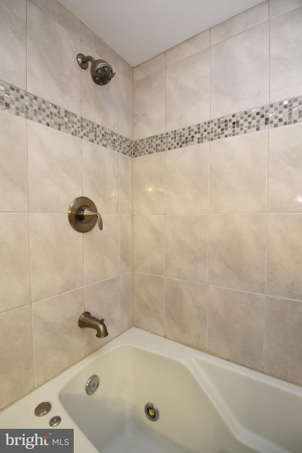 BRADDOCK PLACE - Residential Lease